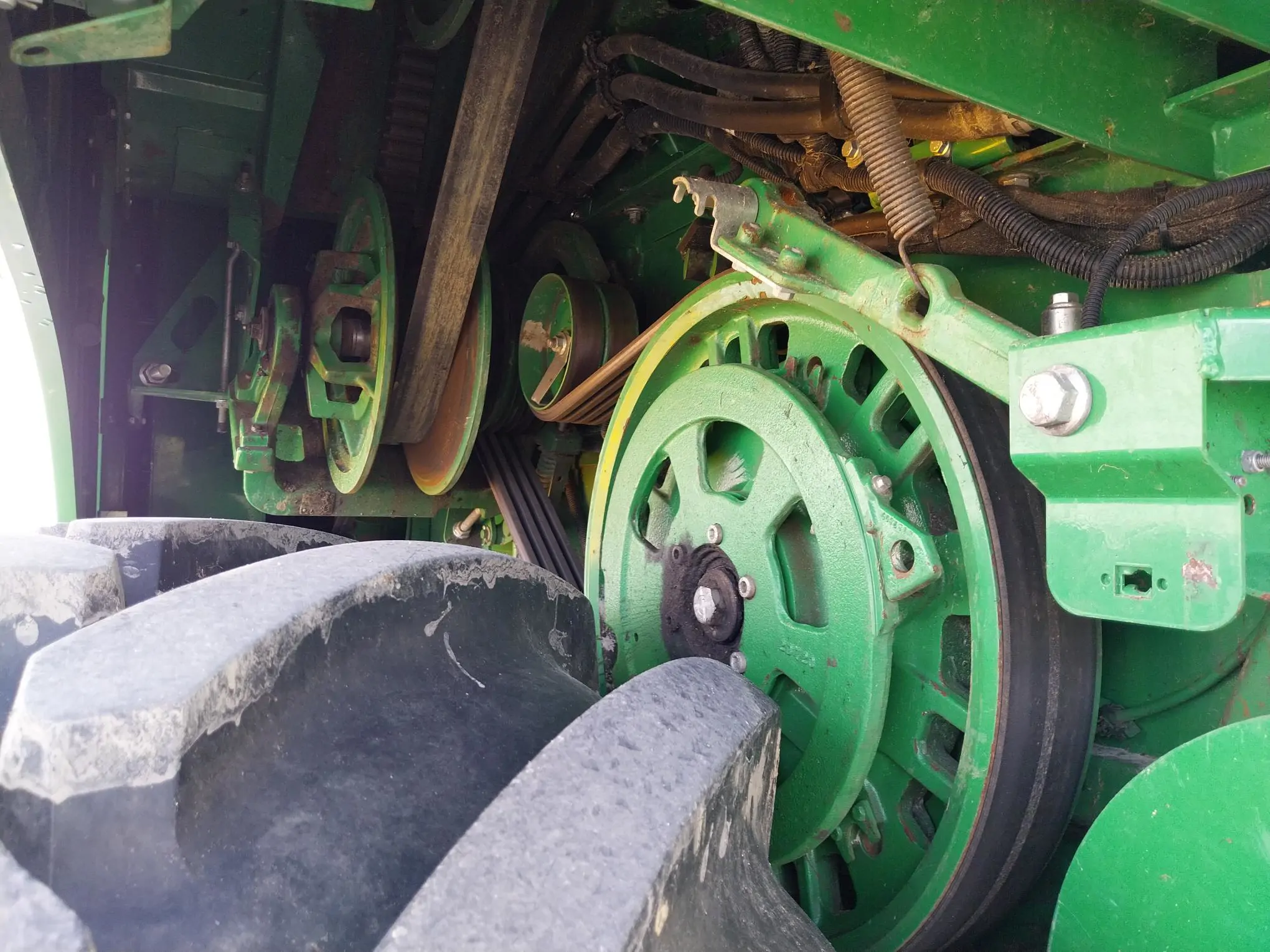Image JOHN DEERE T560