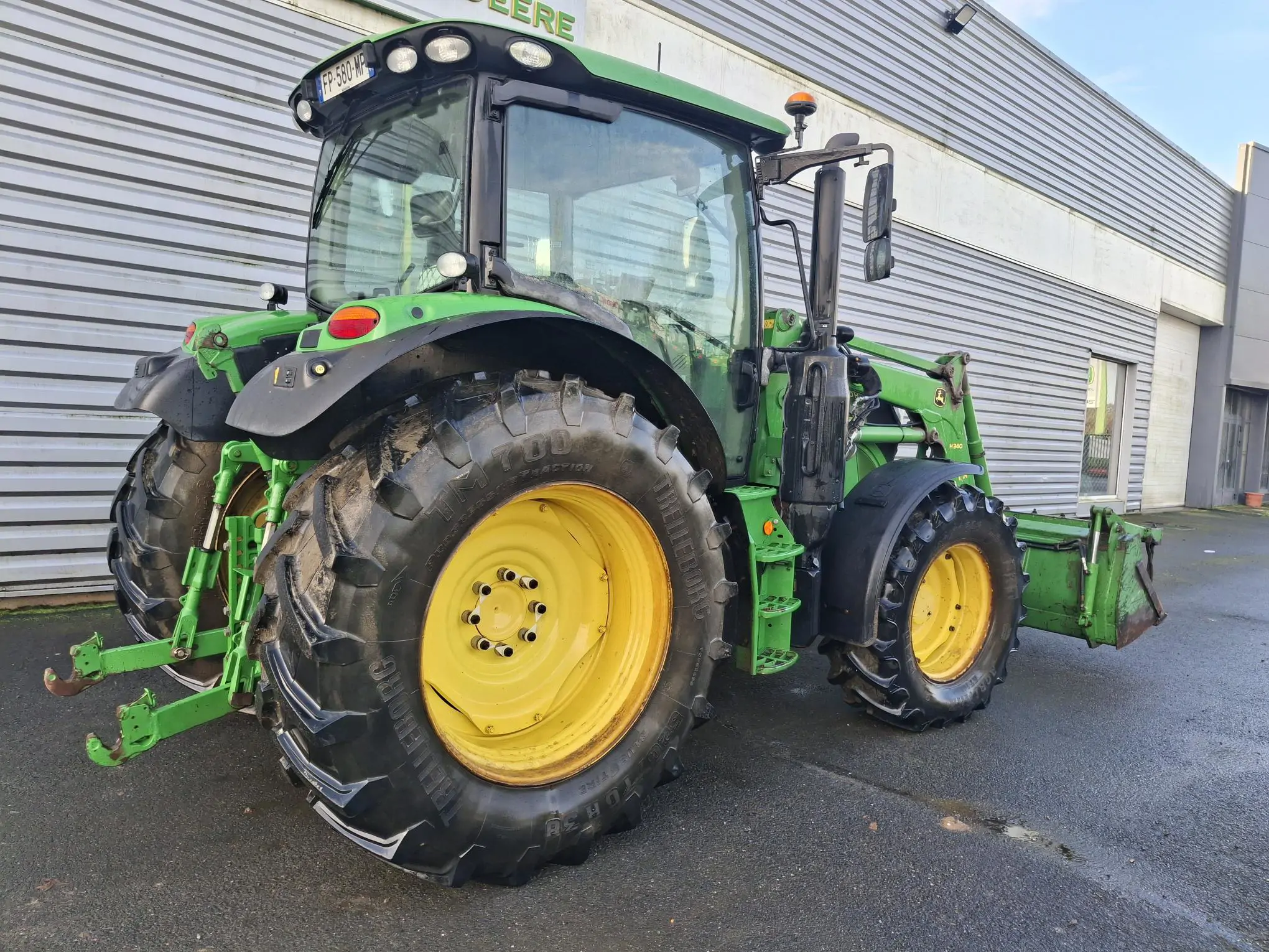 Image JOHN DEERE 6130R
