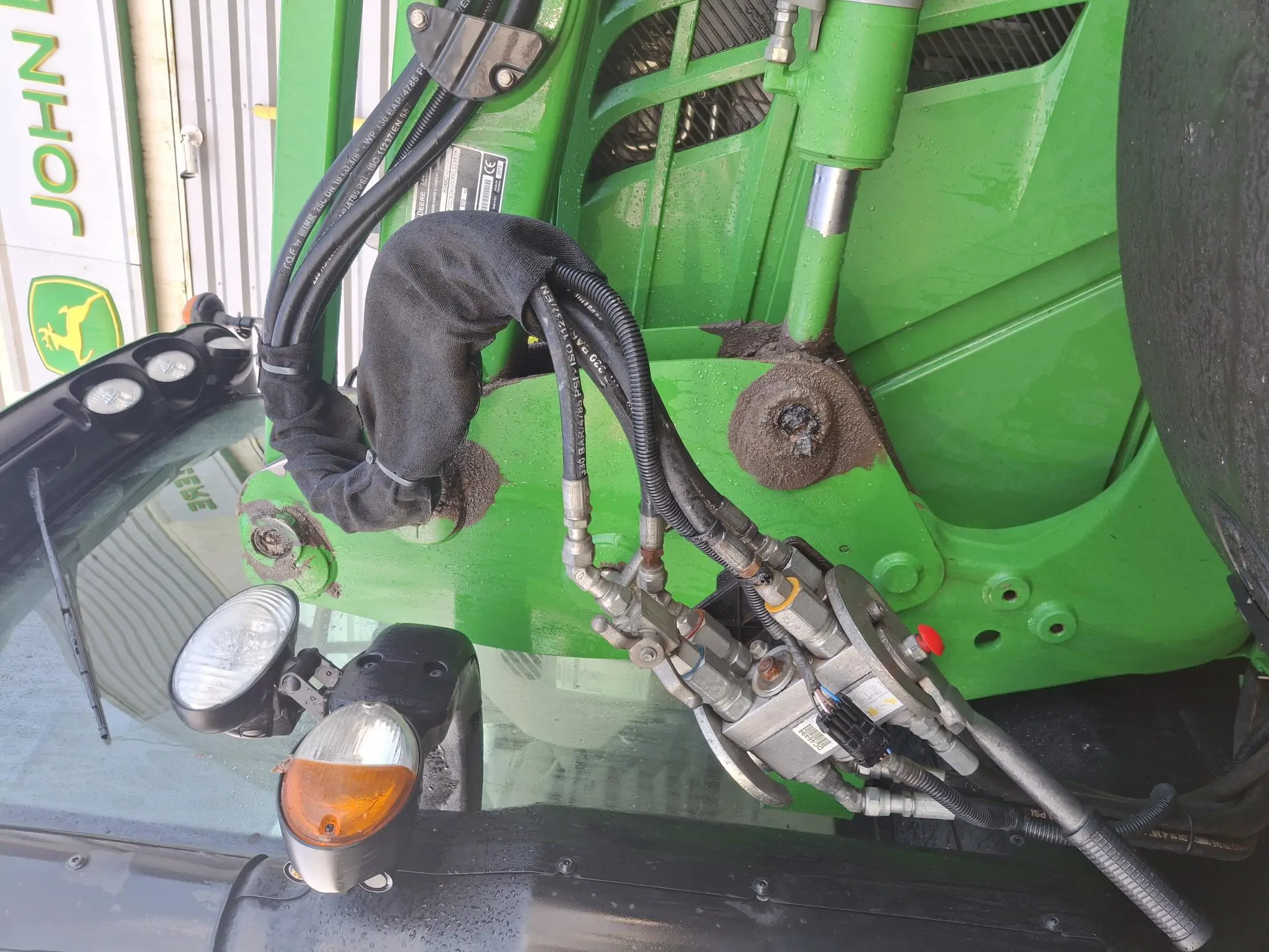 Image JOHN DEERE 6130R