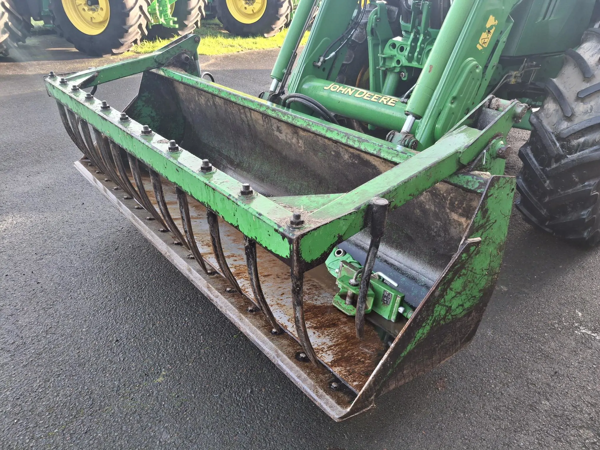 Image JOHN DEERE 6130R