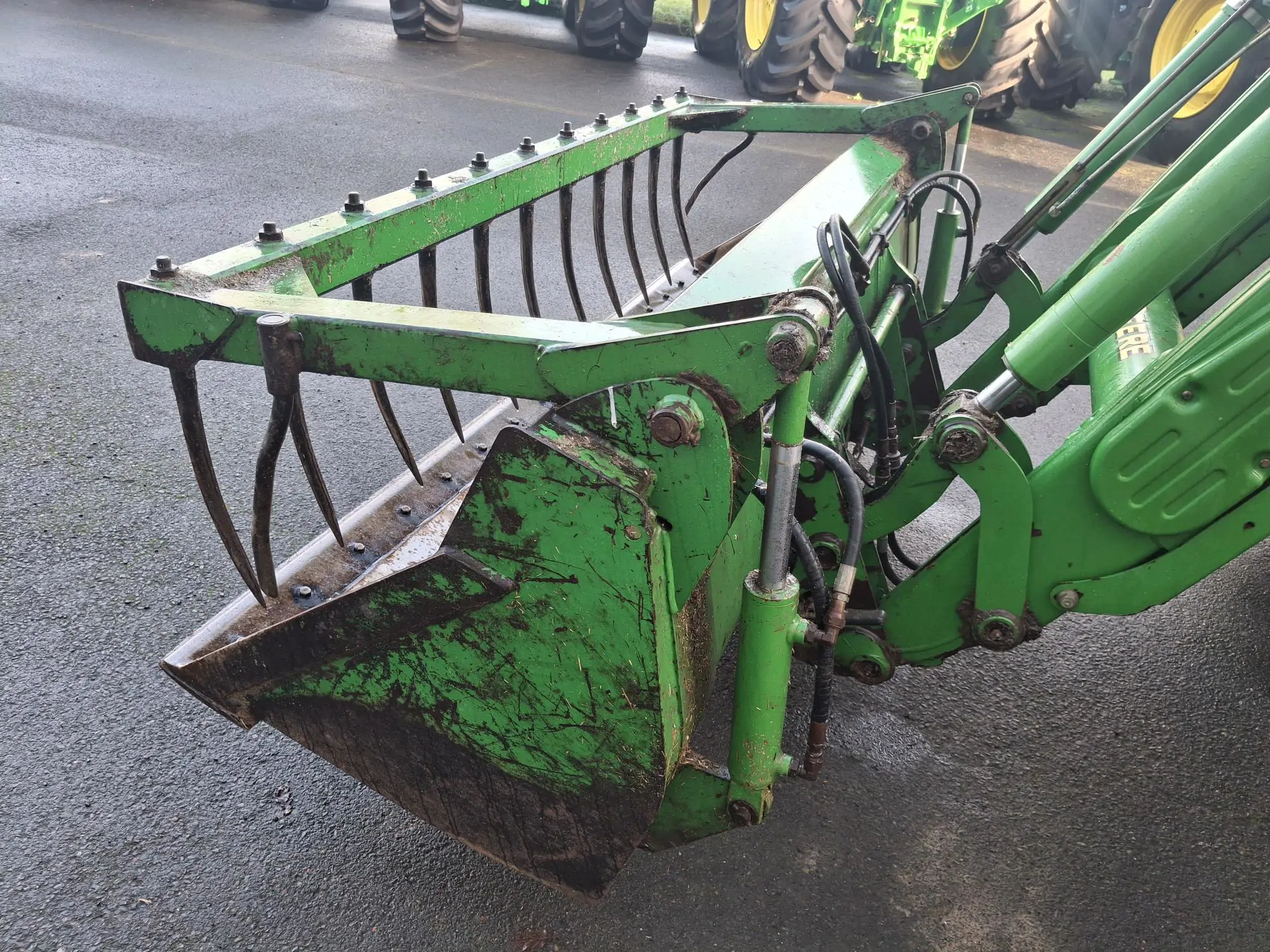 Image JOHN DEERE 6130R