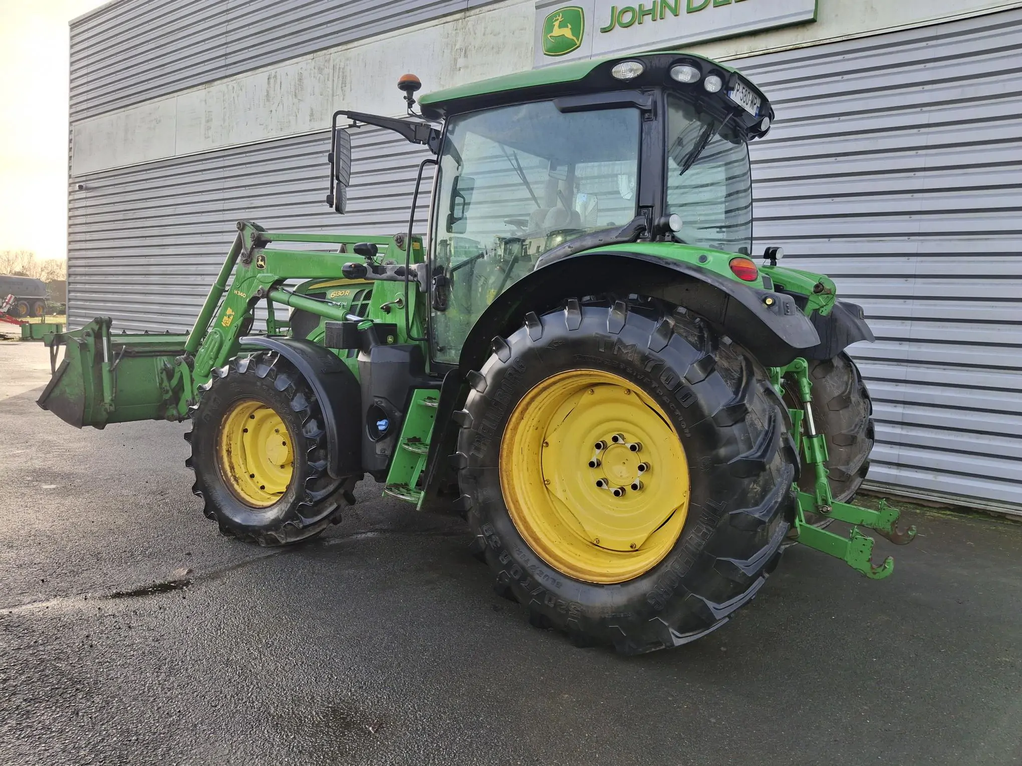 Image JOHN DEERE 6130R