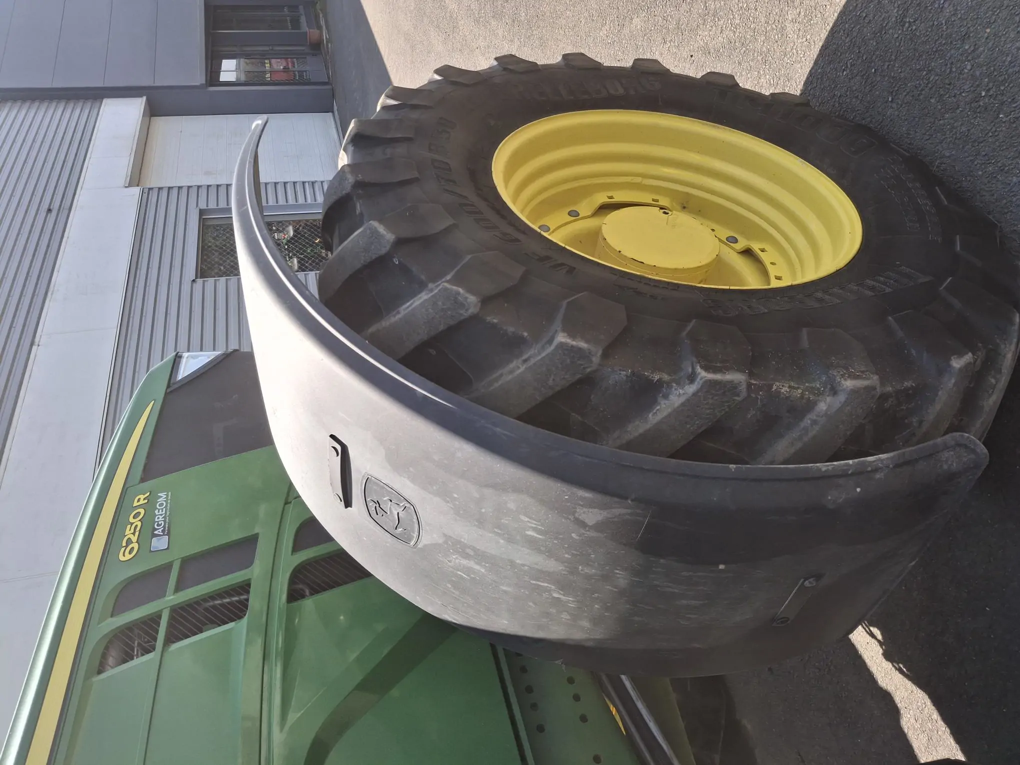 Image JOHN DEERE 6250R