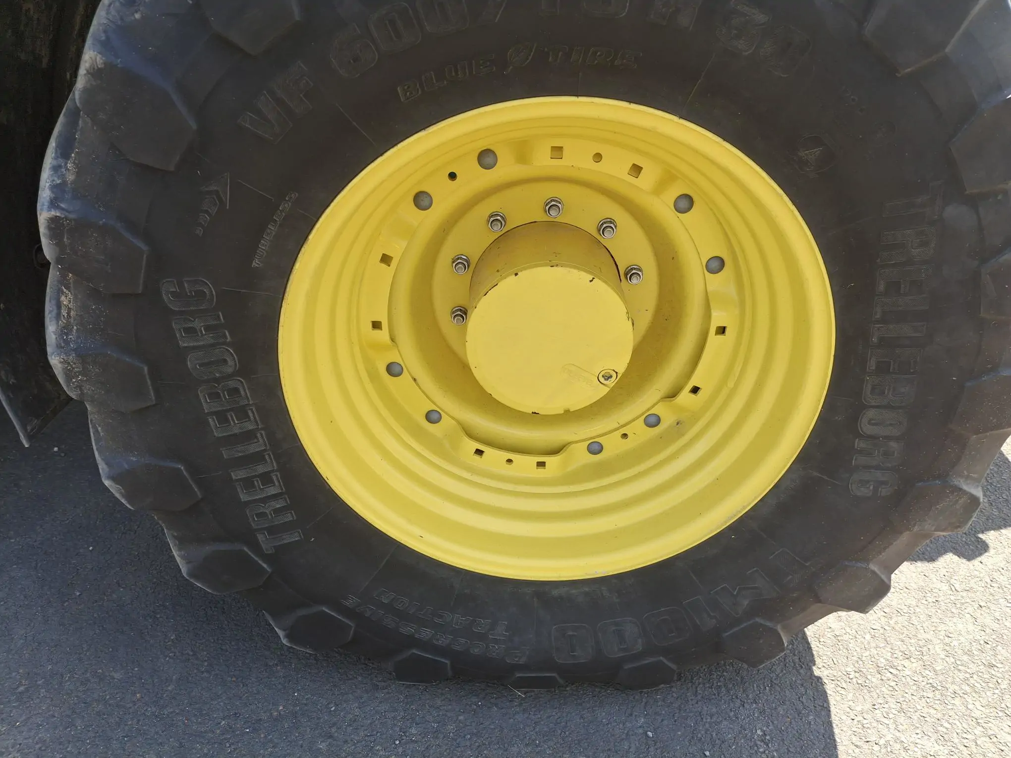 Image JOHN DEERE 6250R