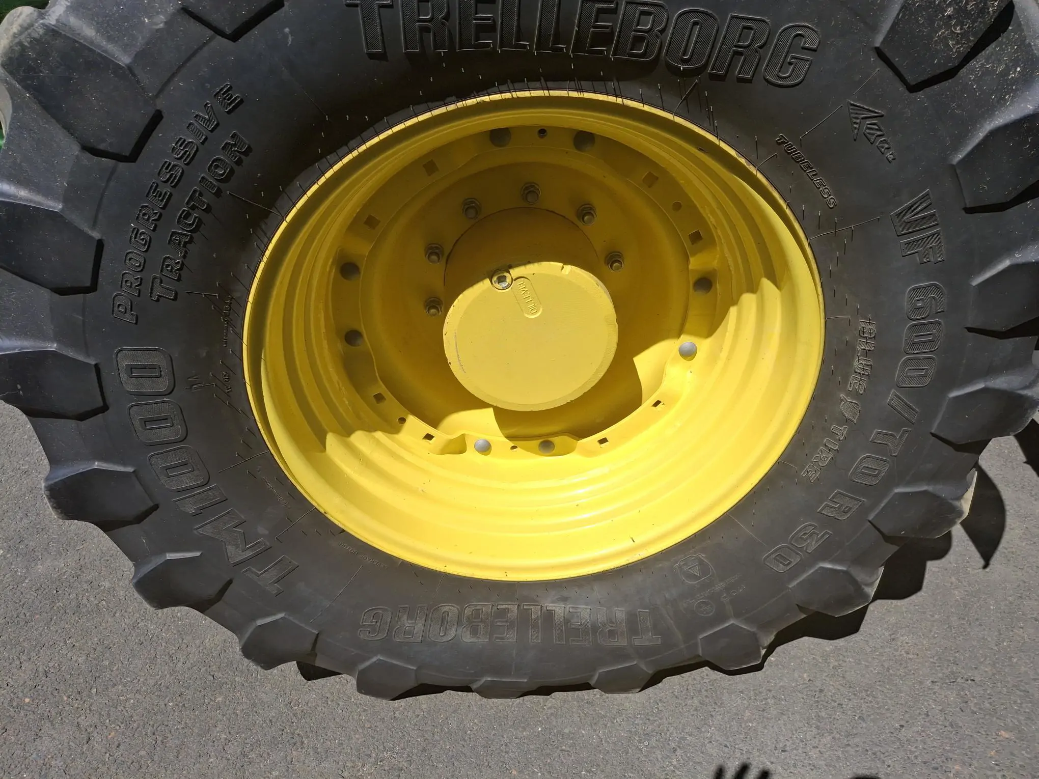 Image JOHN DEERE 6250R