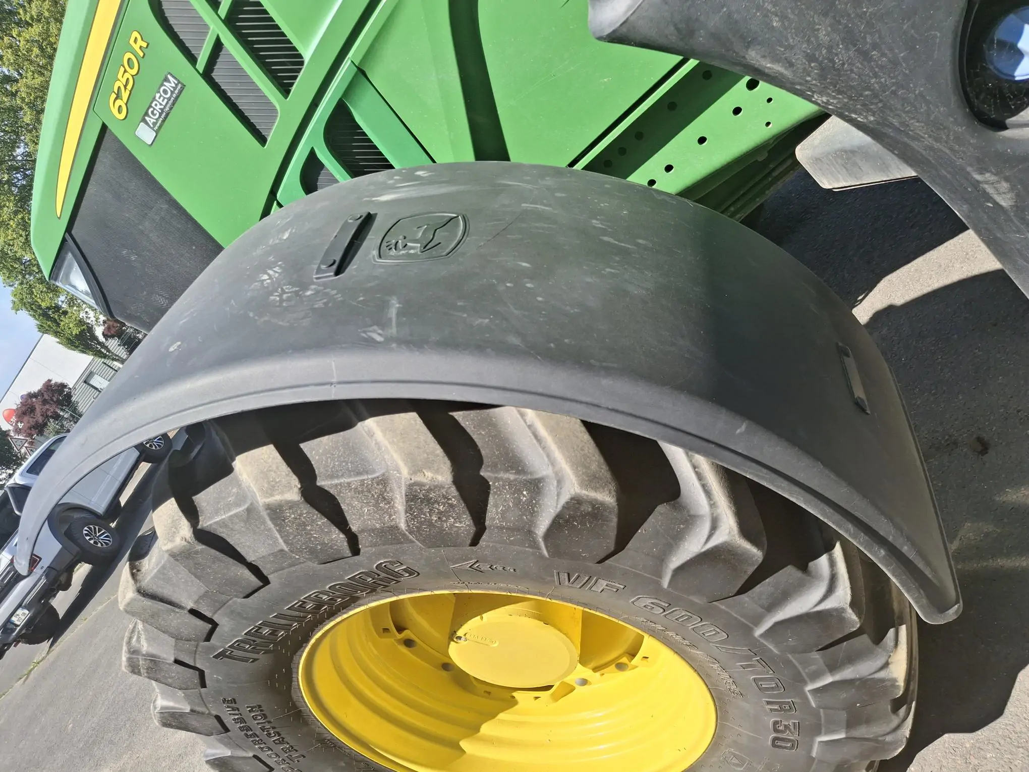 Image JOHN DEERE 6250R