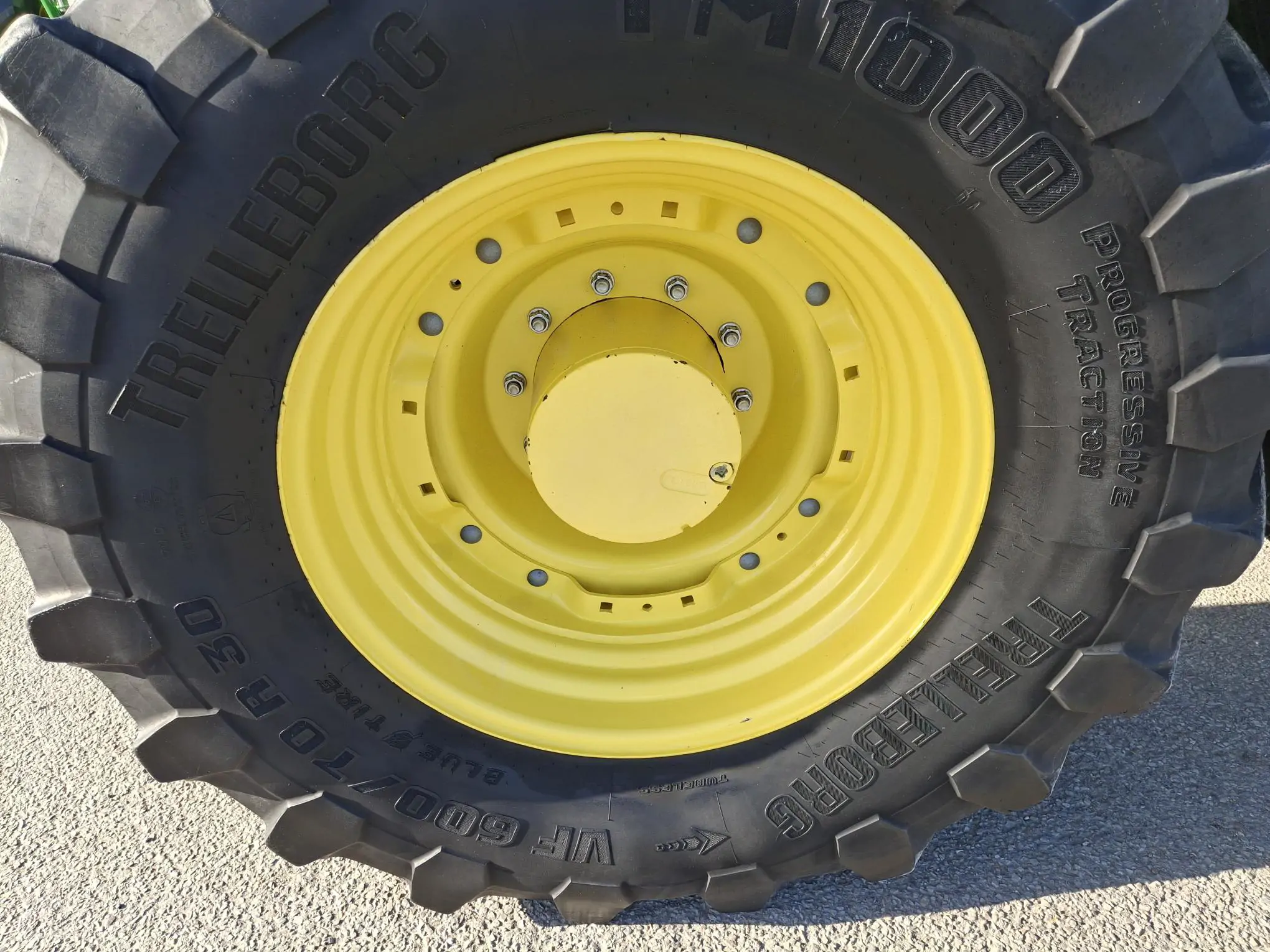 Image JOHN DEERE 6250R