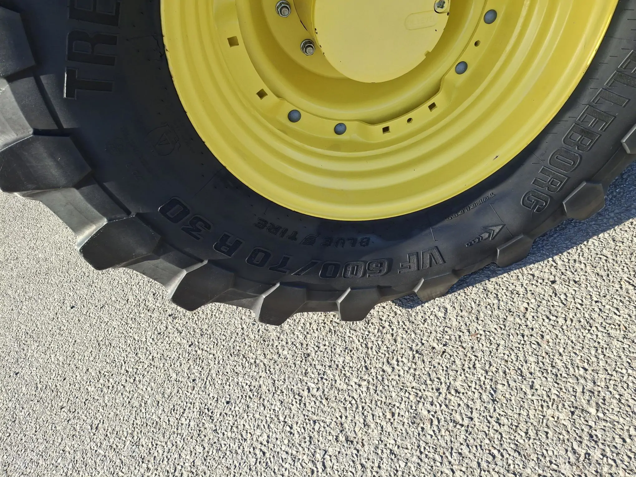 Image JOHN DEERE 6250R