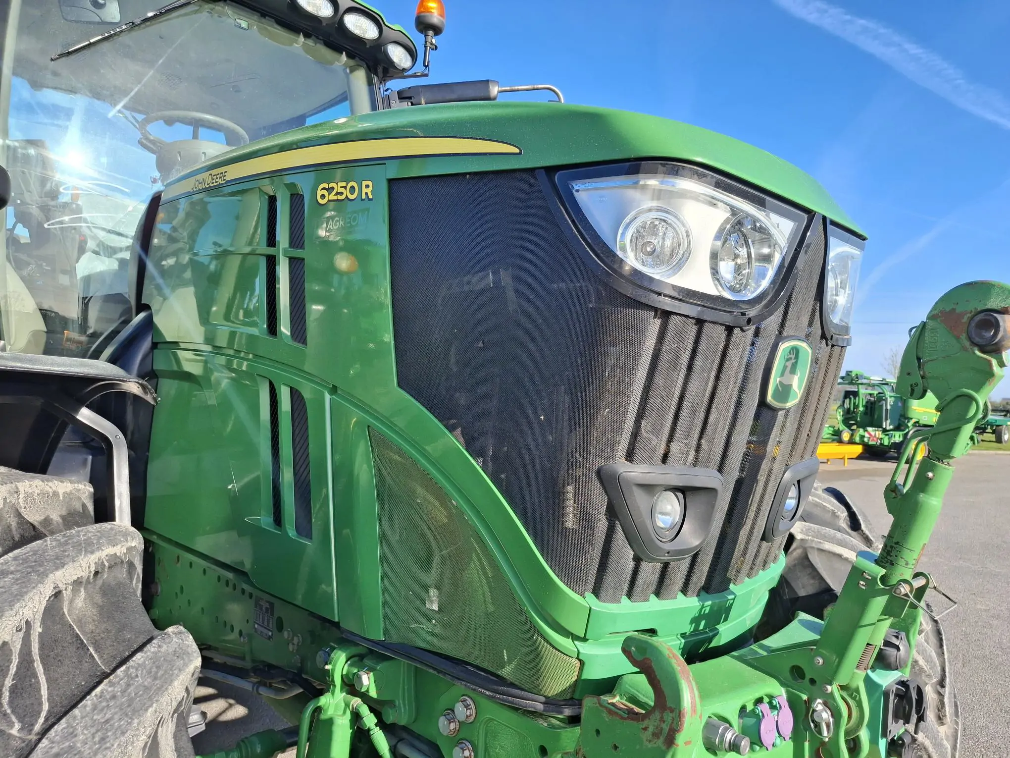 Image JOHN DEERE 6250R
