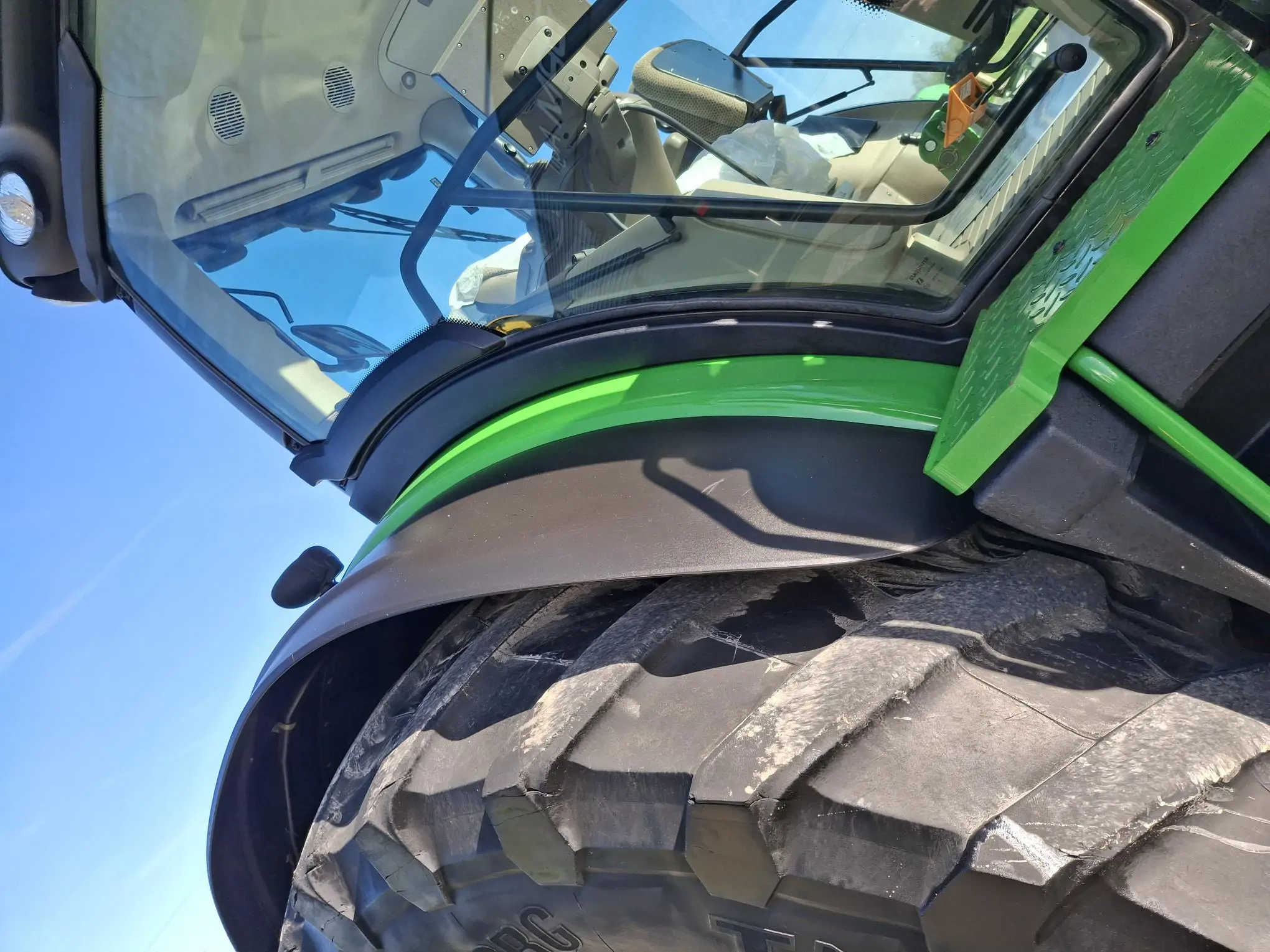 Image JOHN DEERE 6250R