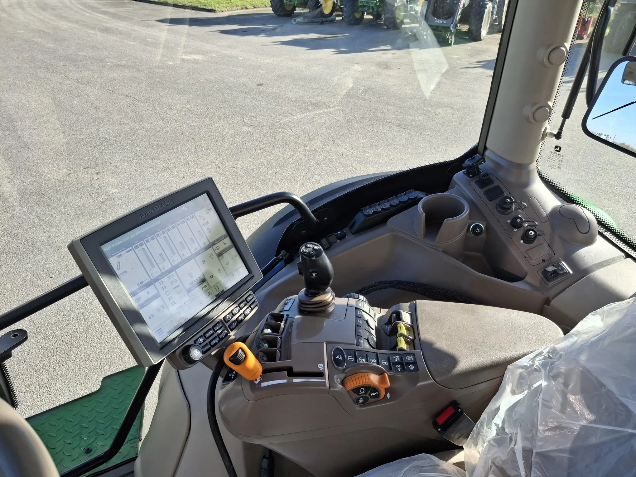 Image JOHN DEERE 6250R