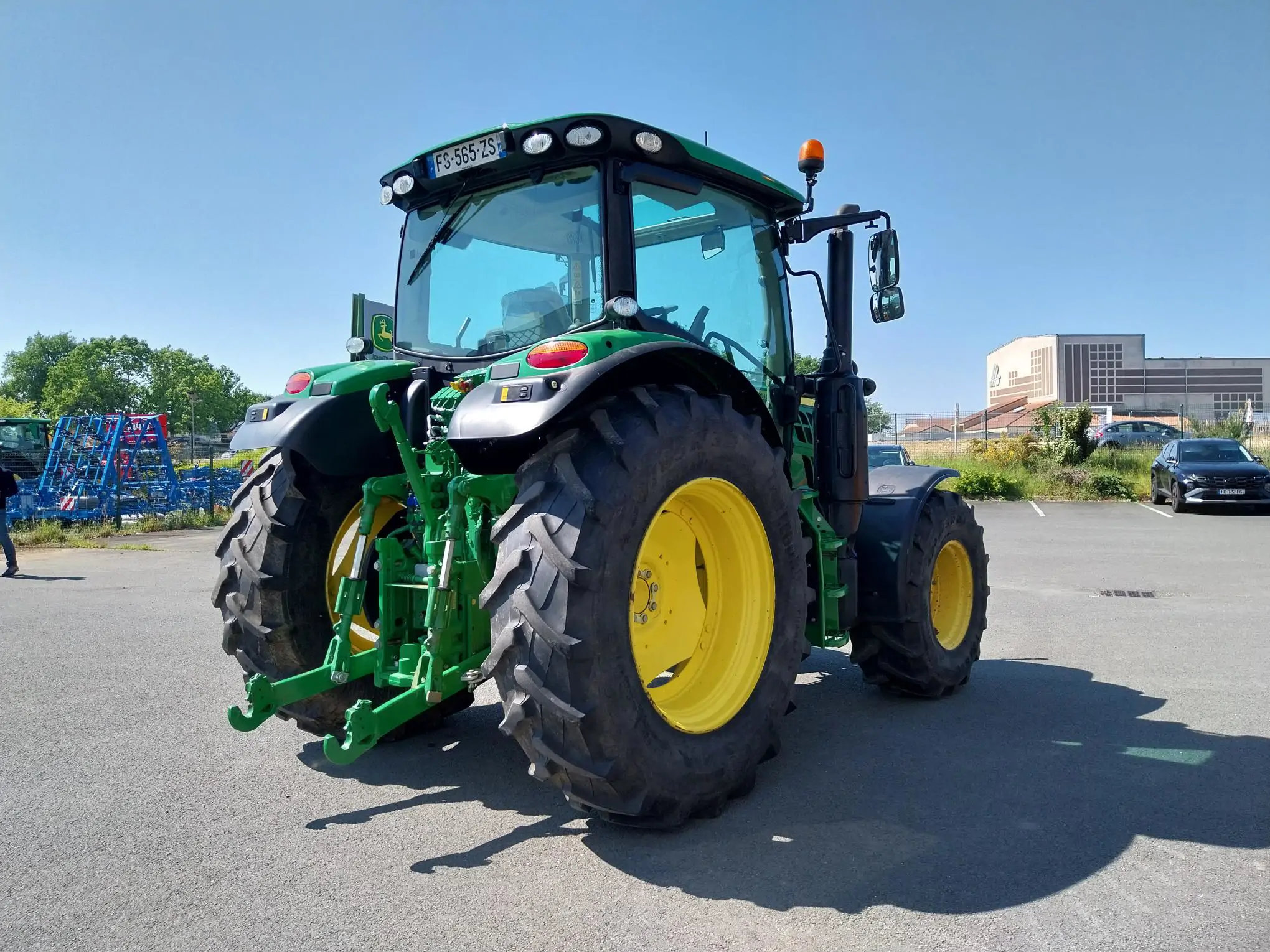 Image JOHN DEERE 6110R