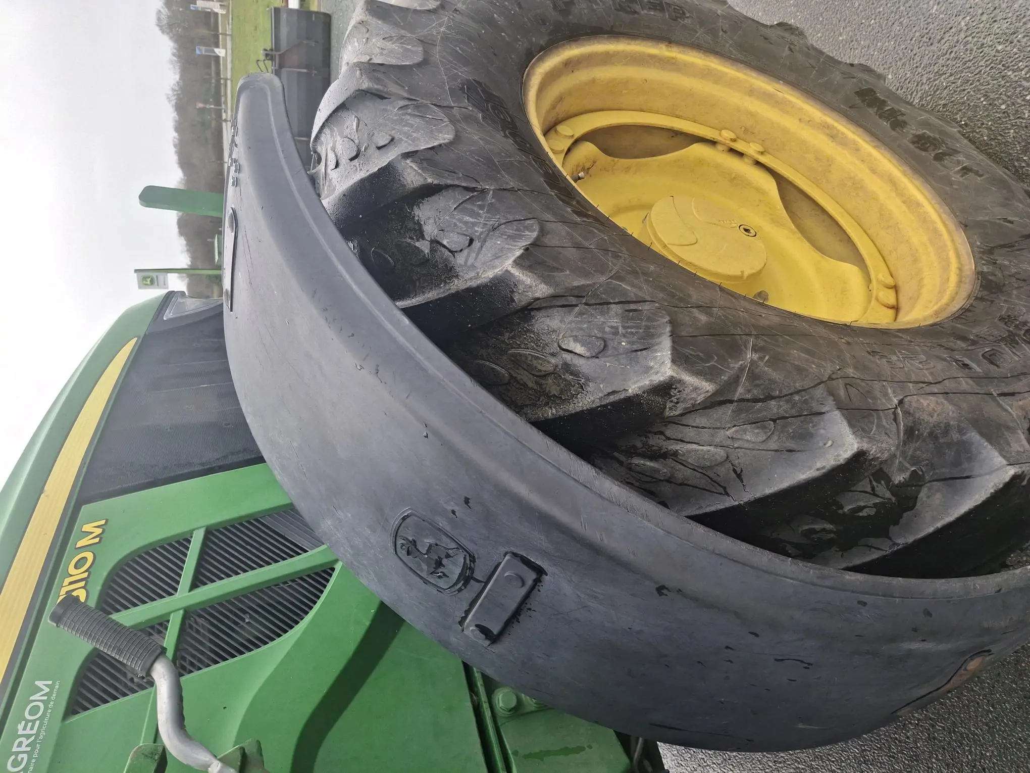 Image JOHN DEERE 6110M