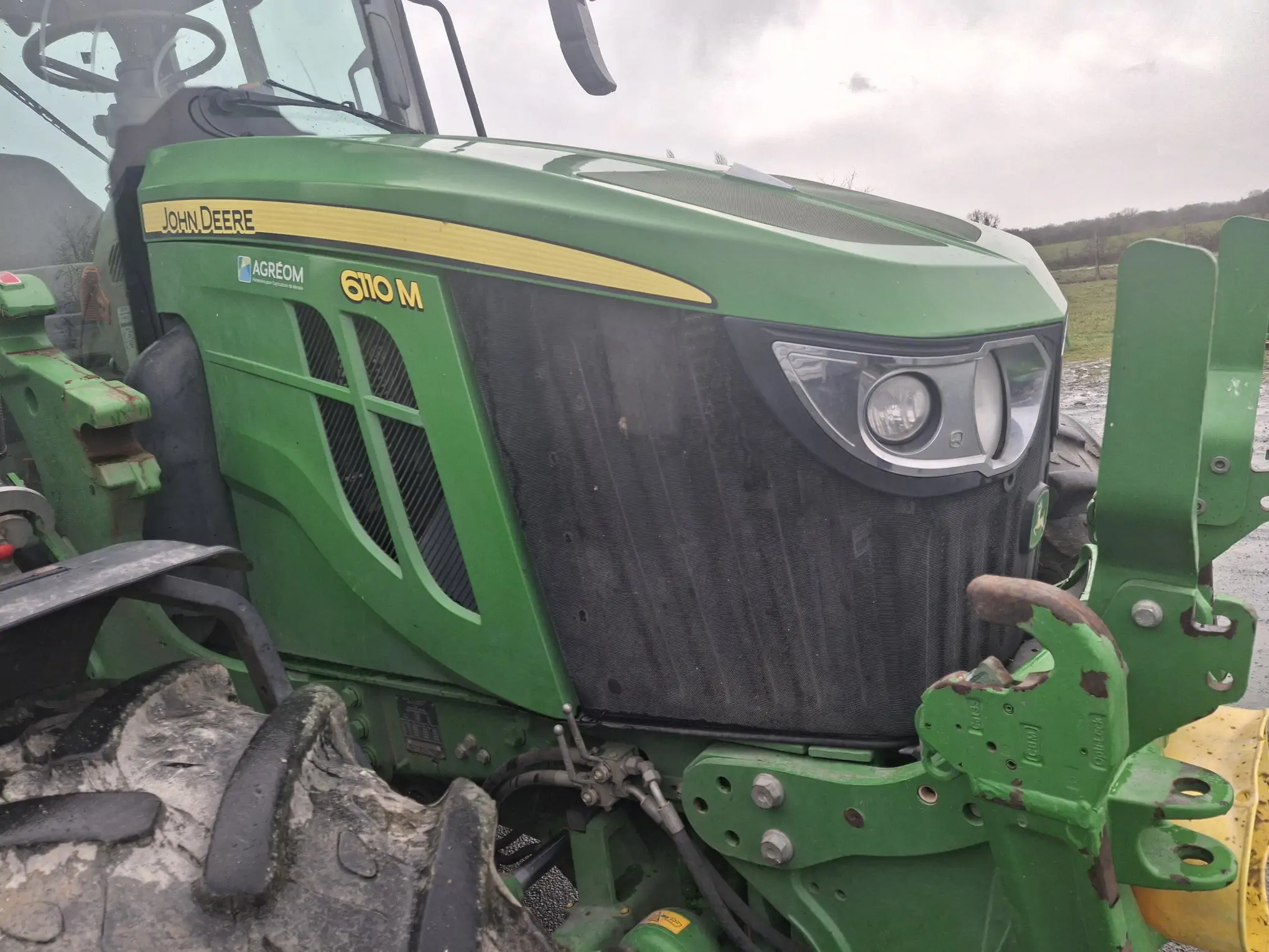 Image JOHN DEERE 6110M