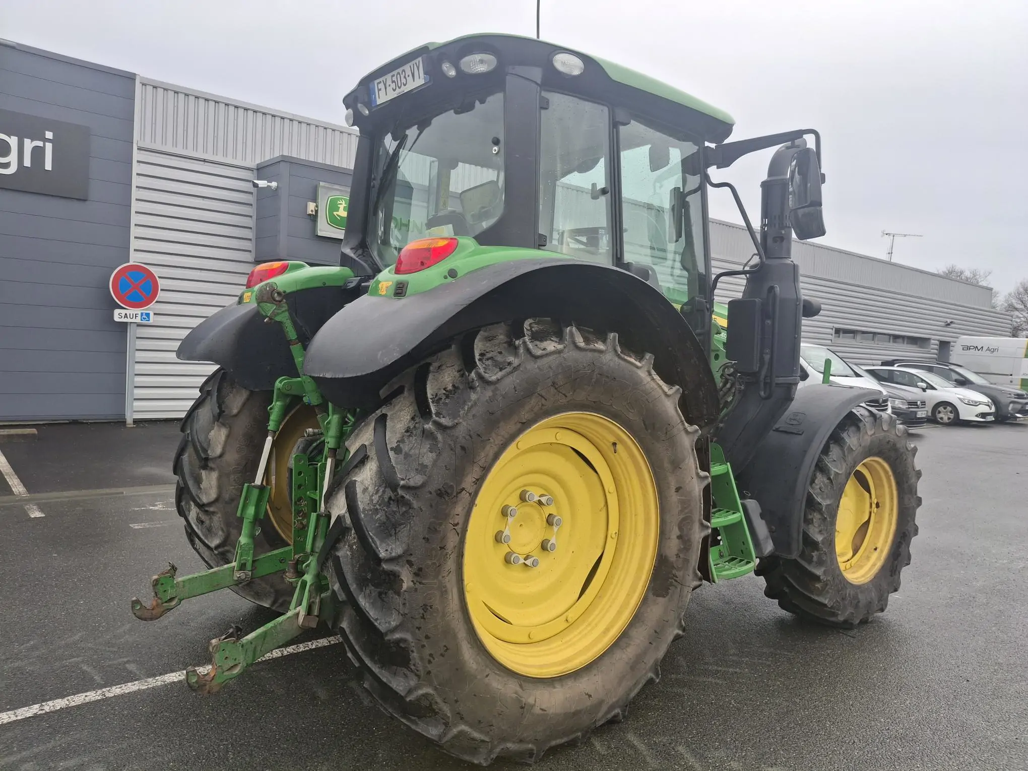 Image JOHN DEERE 6110M
