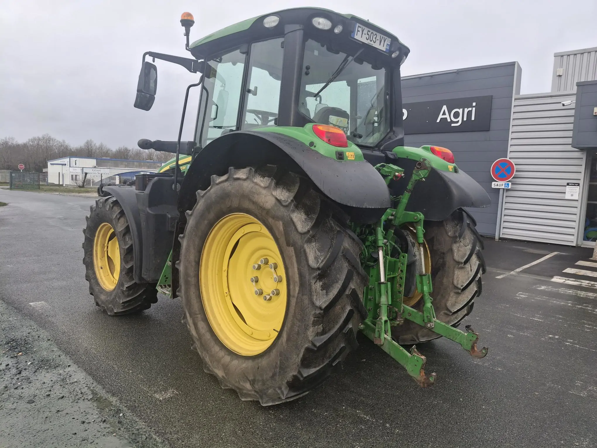 Image JOHN DEERE 6110M