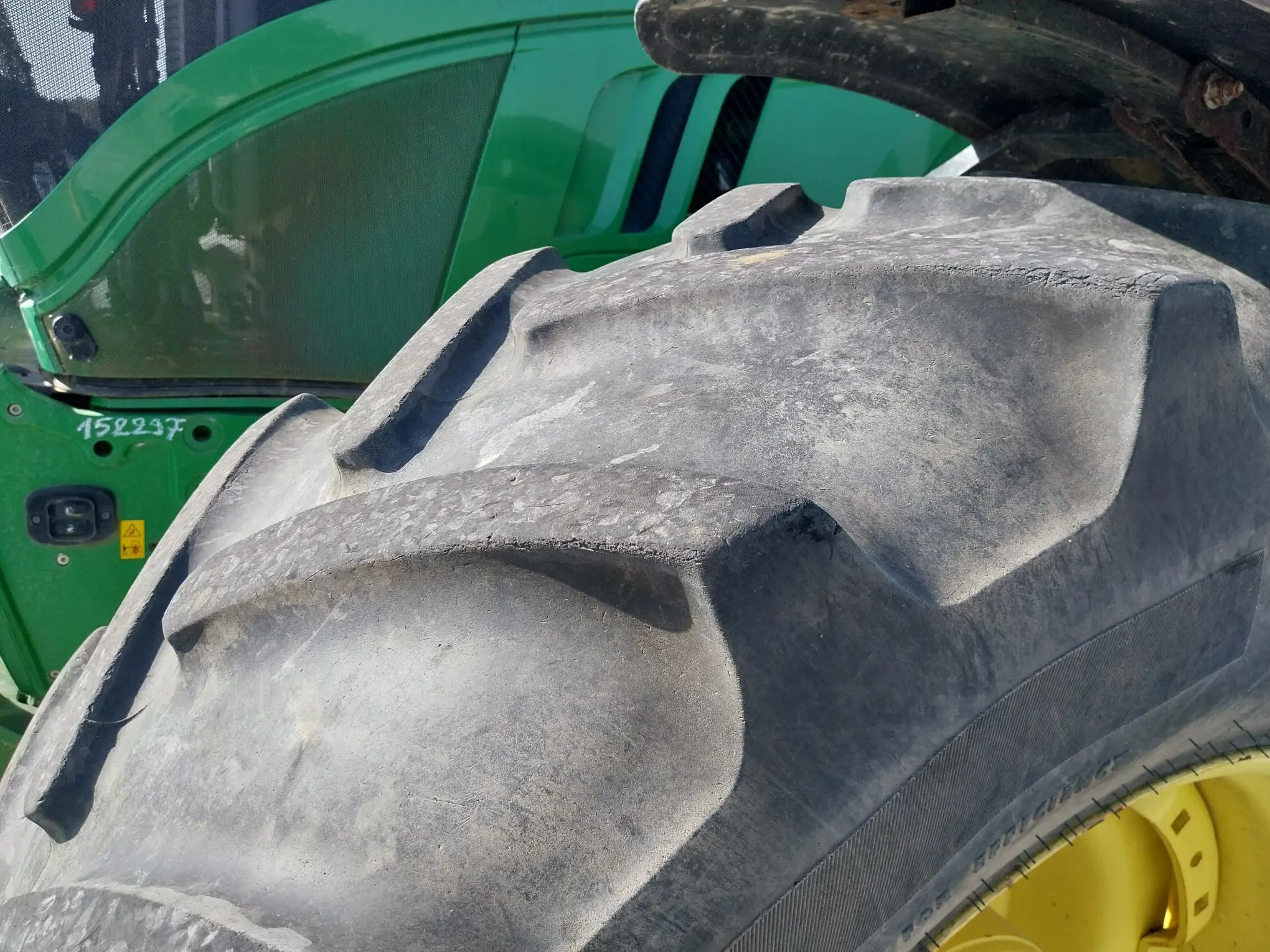 Image JOHN DEERE 6145R