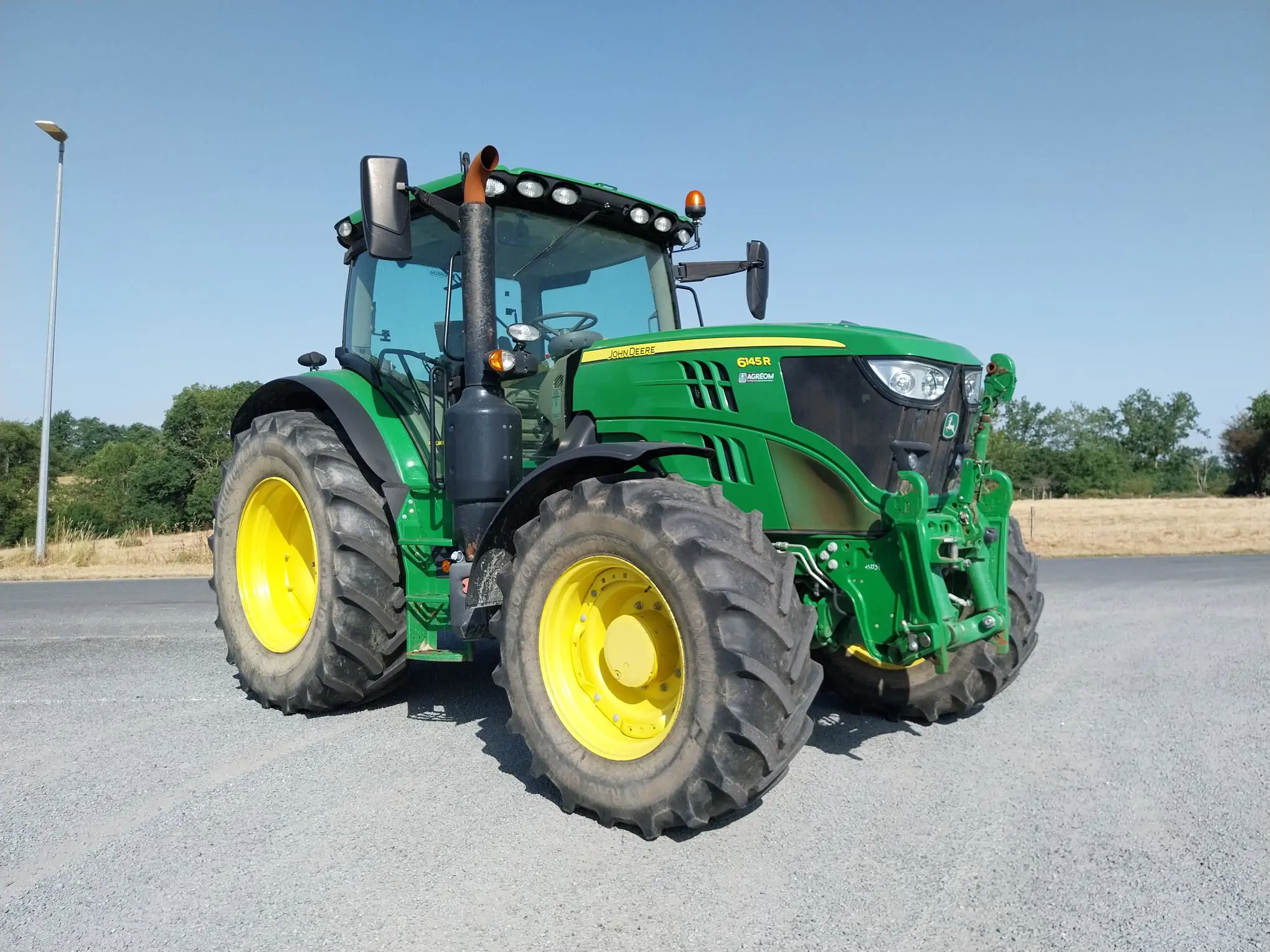 Image JOHN DEERE 6145R