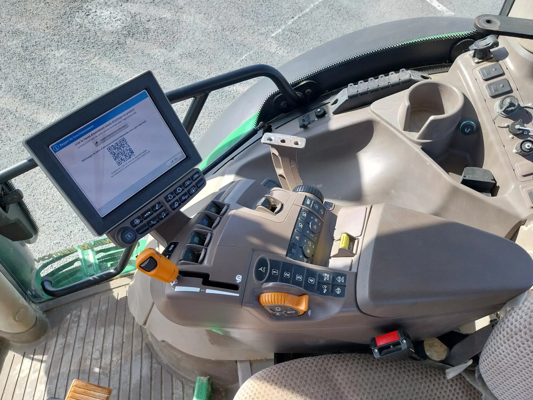 Image JOHN DEERE 6145R