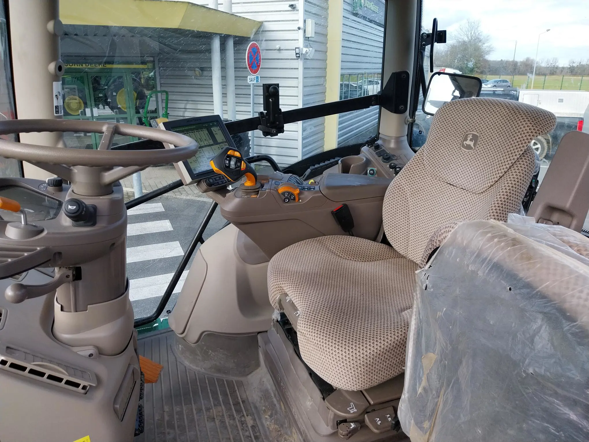 Image JOHN DEERE 6155R