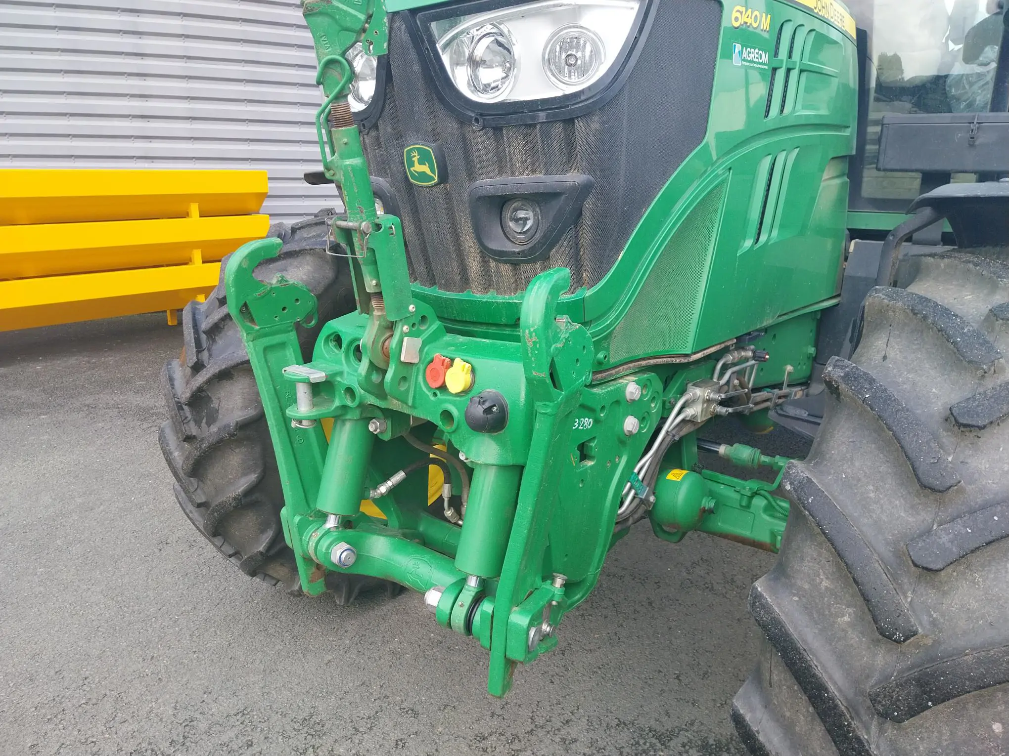 Image JOHN DEERE 6140M
