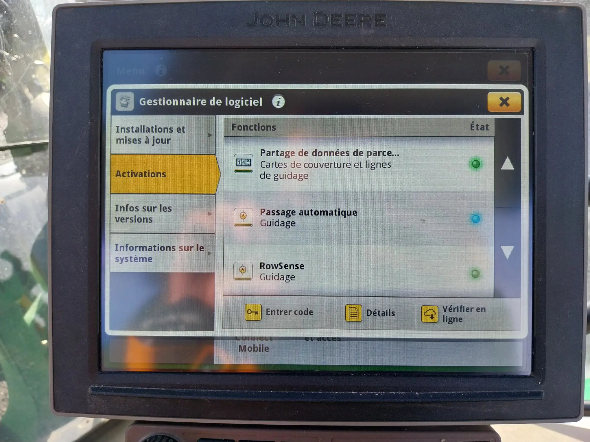 Image JOHN DEERE 6130R