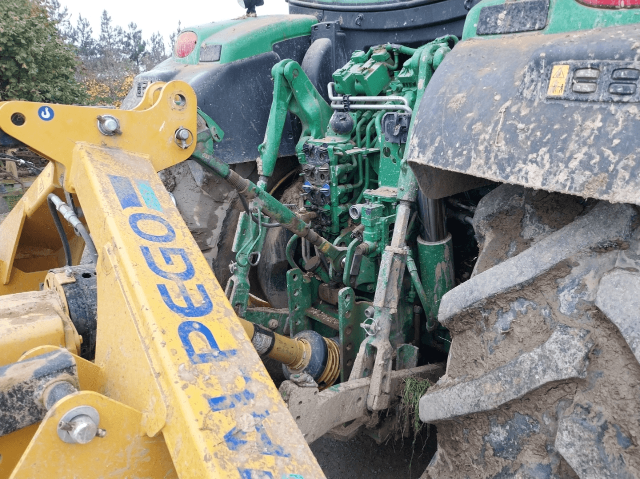 Image JOHN DEERE 6155R