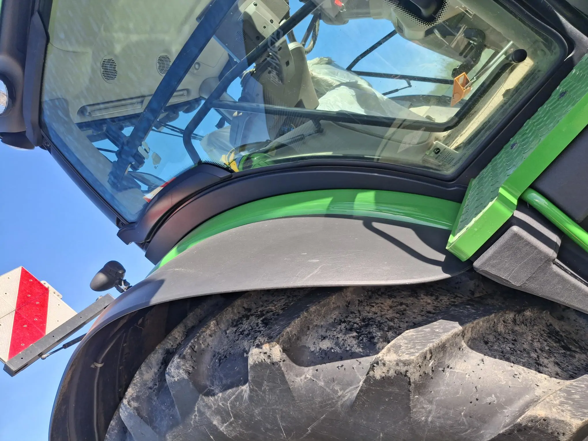 Image JOHN DEERE 6R230 (4)PG+/CE 2 ANS 2000 H