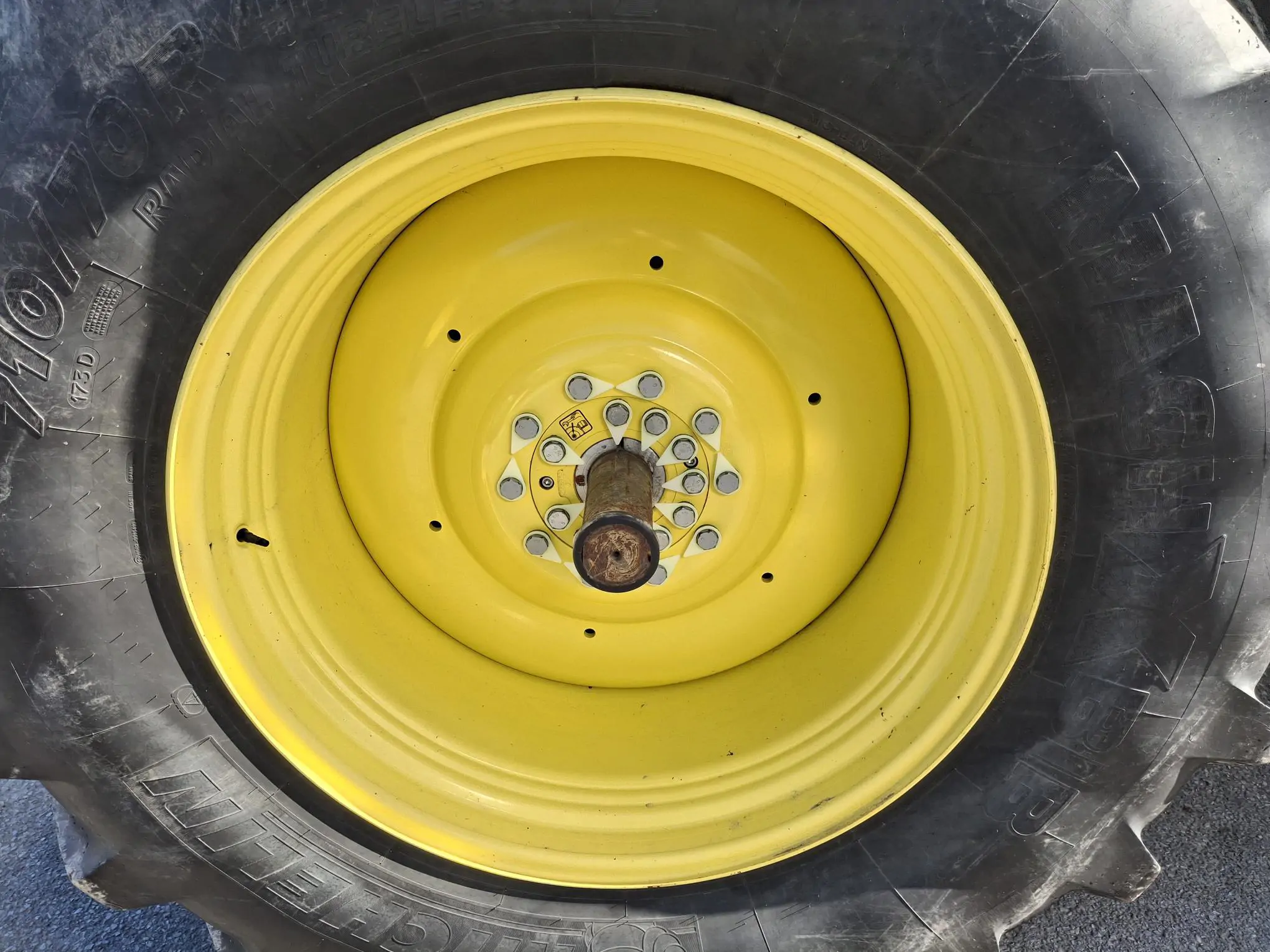 Image JOHN DEERE 6R230 (4)PG+/CE 2 ANS 2000 H