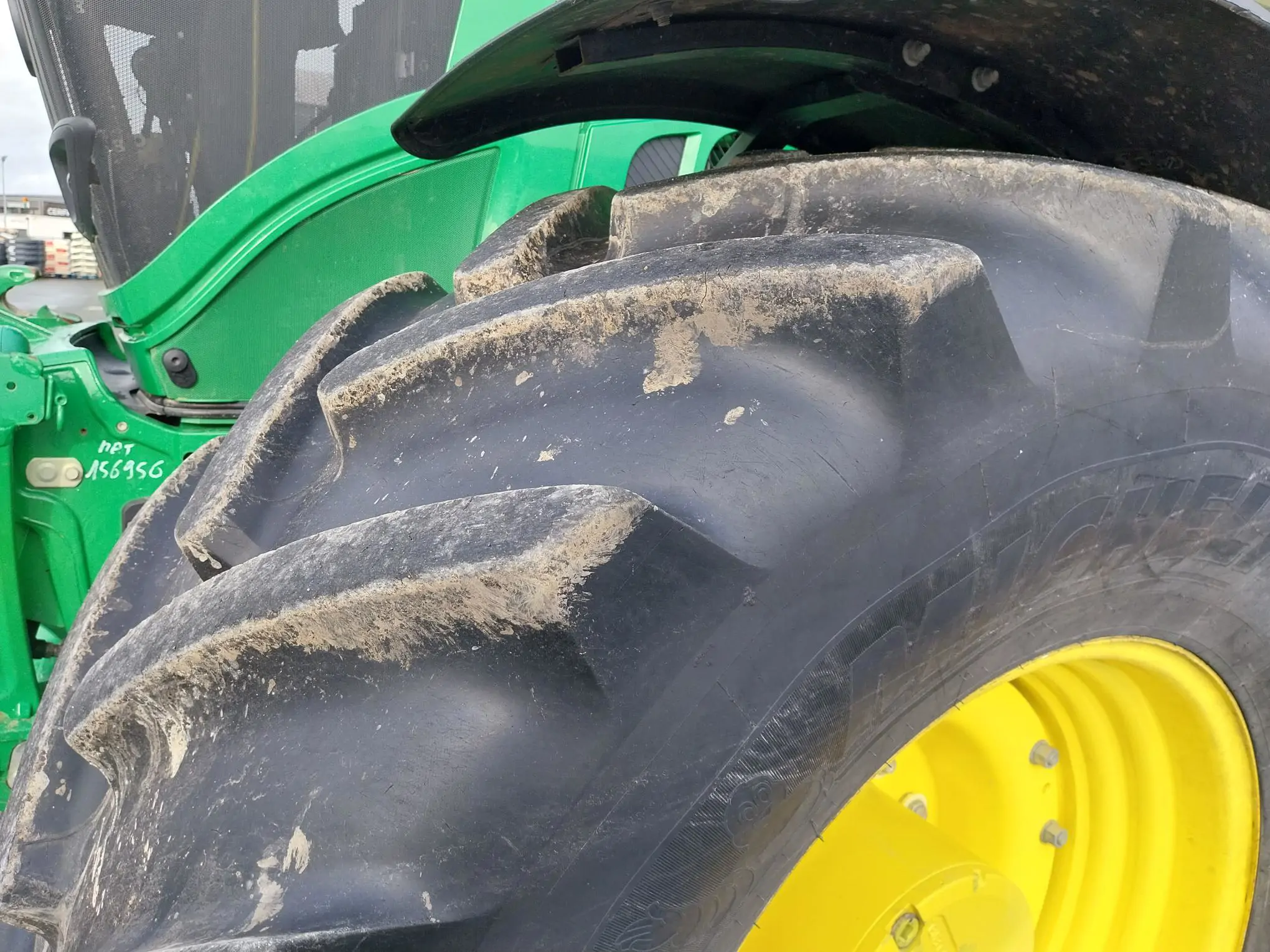Image JOHN DEERE 6R230