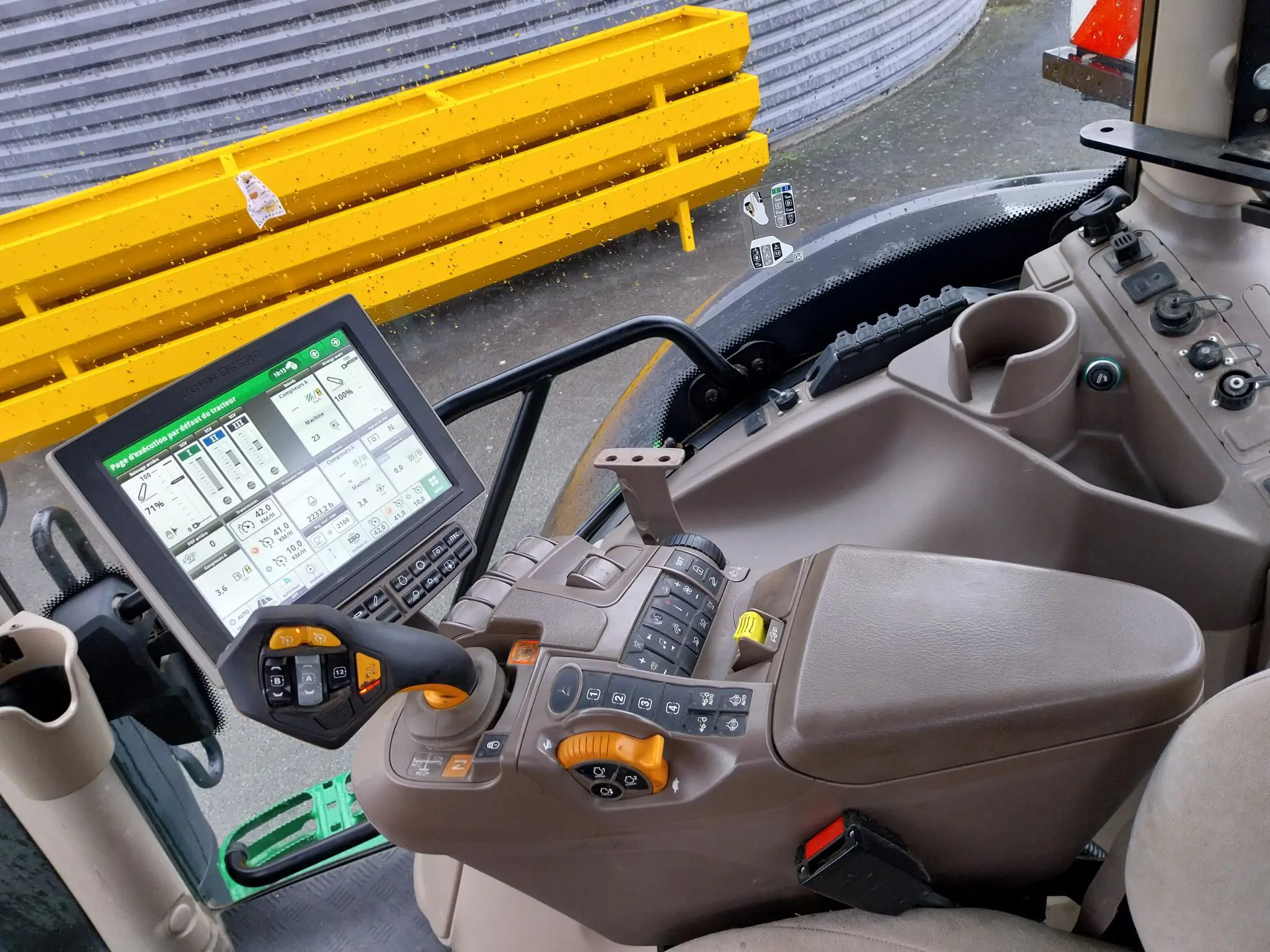 Image JOHN DEERE 6R155 (1)CE+ 5ANS 3750H