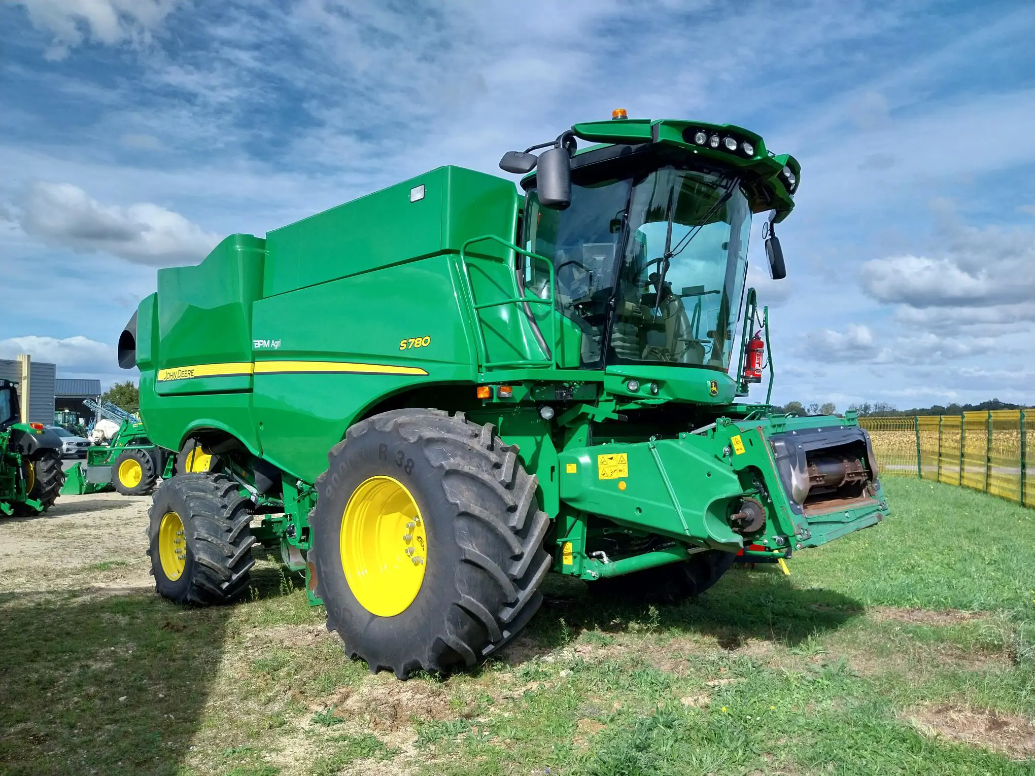 Image JOHN DEERE S780
