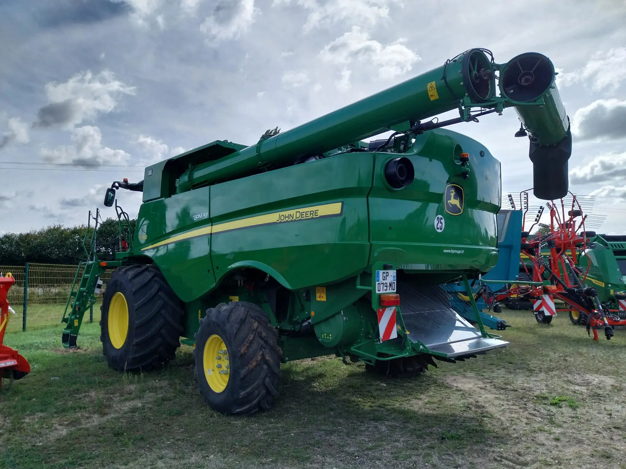 Image JOHN DEERE S780