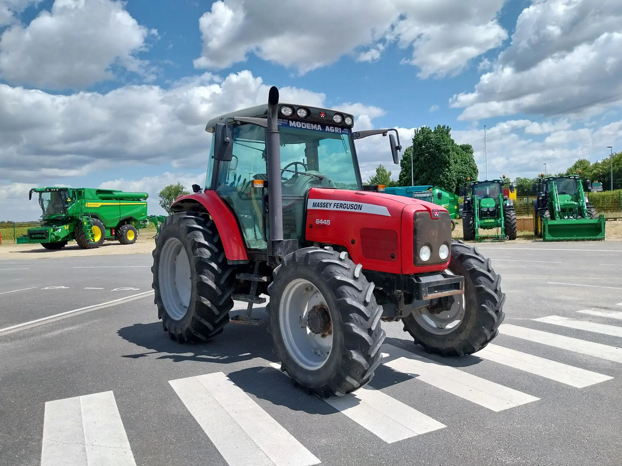 Image MASSEY FERGUSON TRACTEUR MASSEY FERGUSON 6445