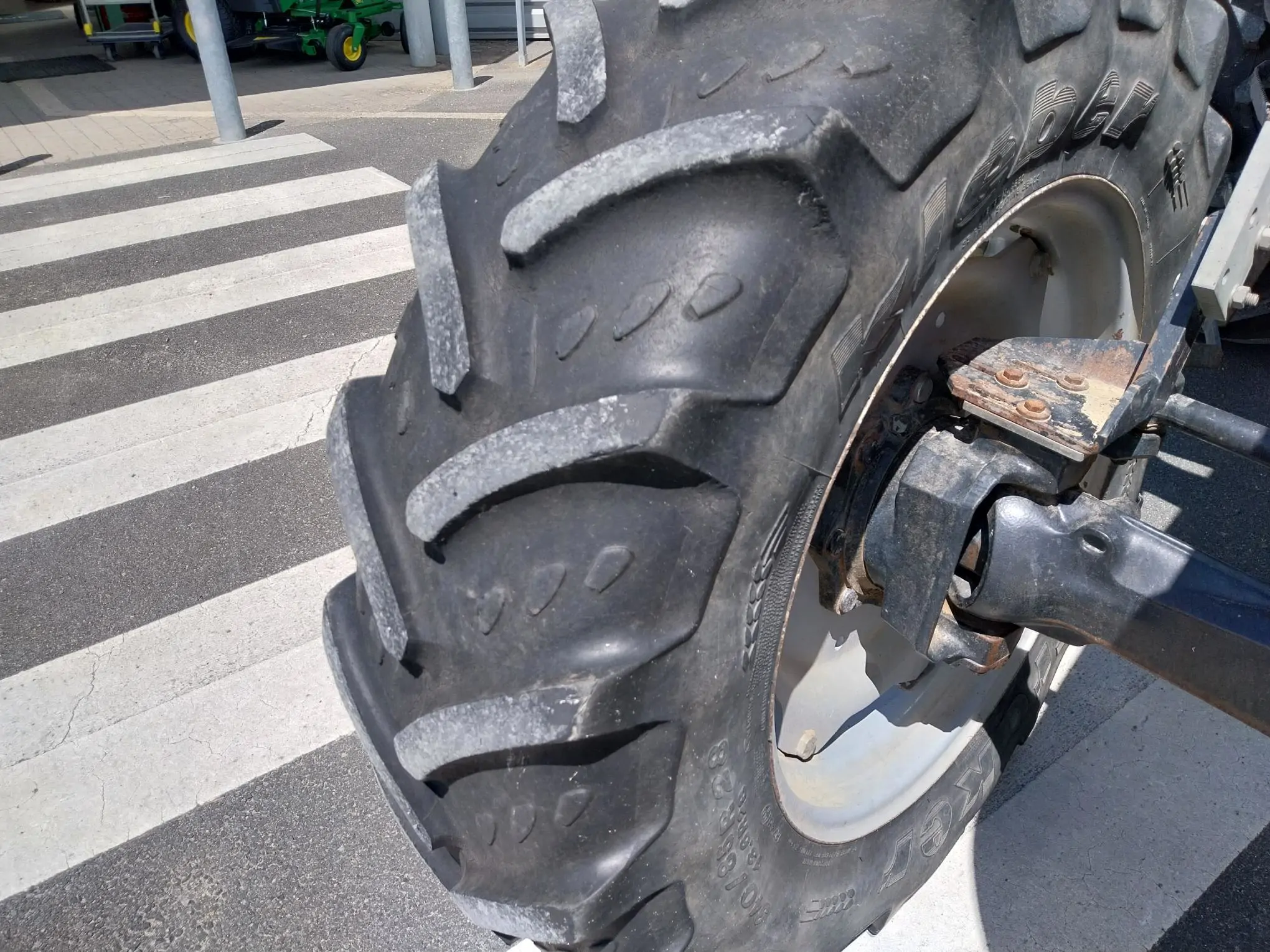 Image MASSEY FERGUSON TRACTEUR MASSEY FERGUSON 6445