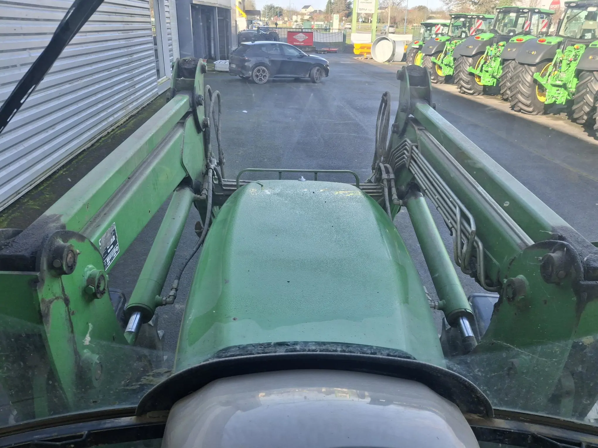 Image JOHN DEERE 6120 SE