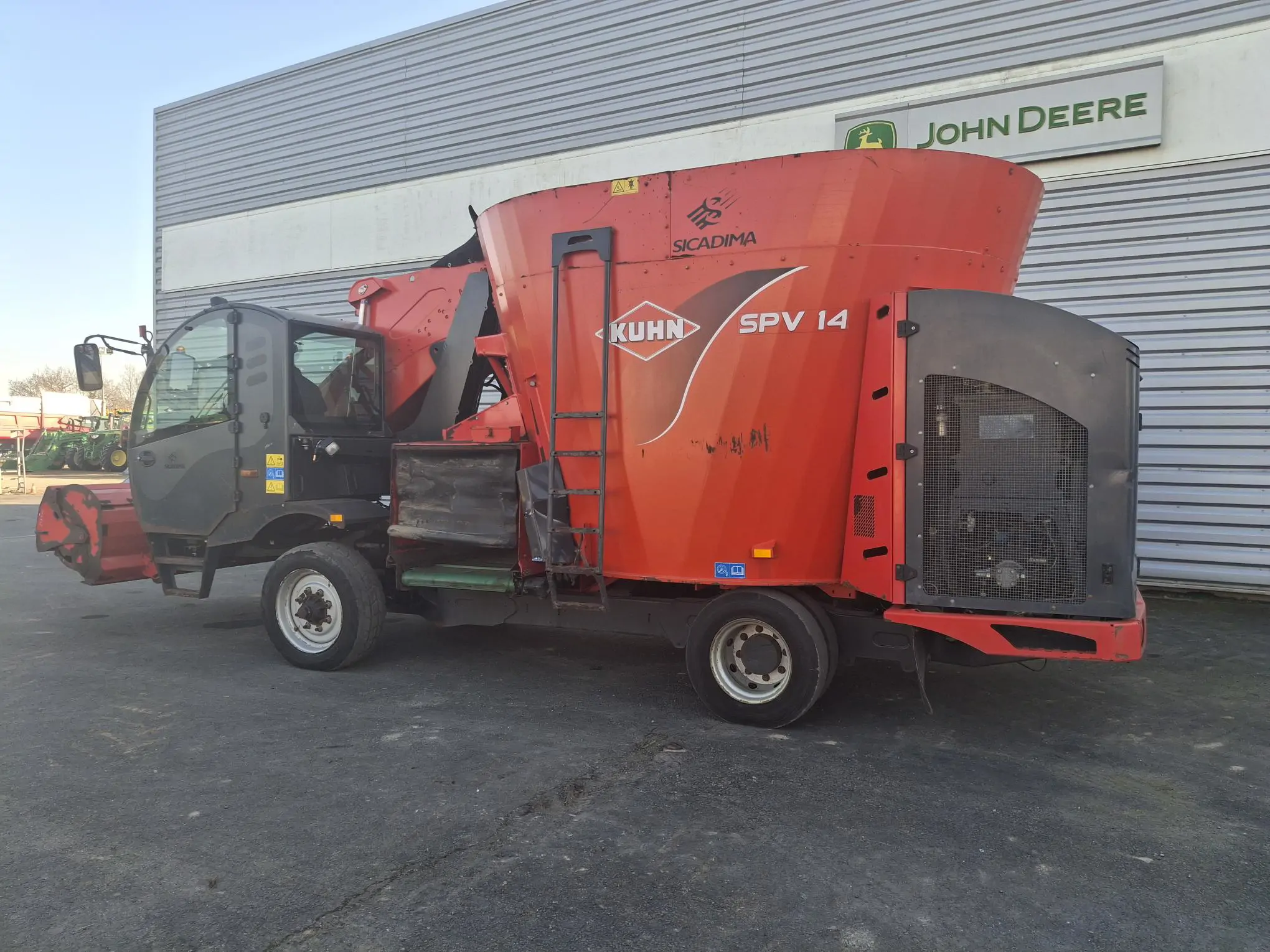 Image KUHN MELANGEUSE AUTO KUHN SPV 14