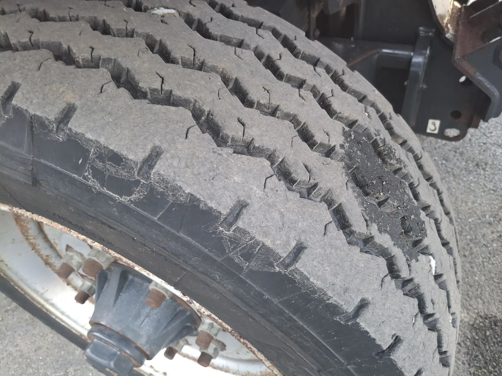 Image KUHN MELANGEUSE AUTO KUHN SPV 14