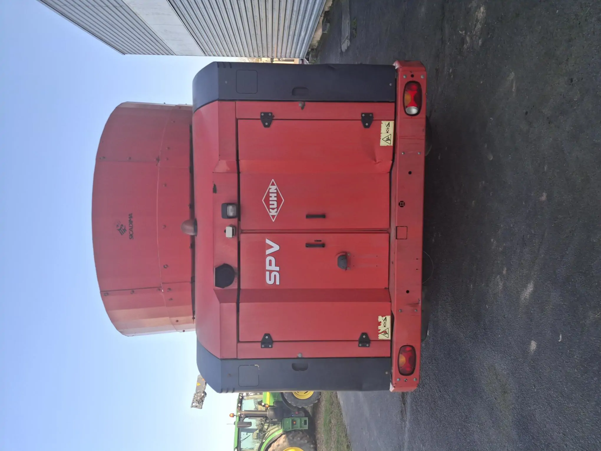 Image KUHN MELANGEUSE AUTO KUHN SPV 14