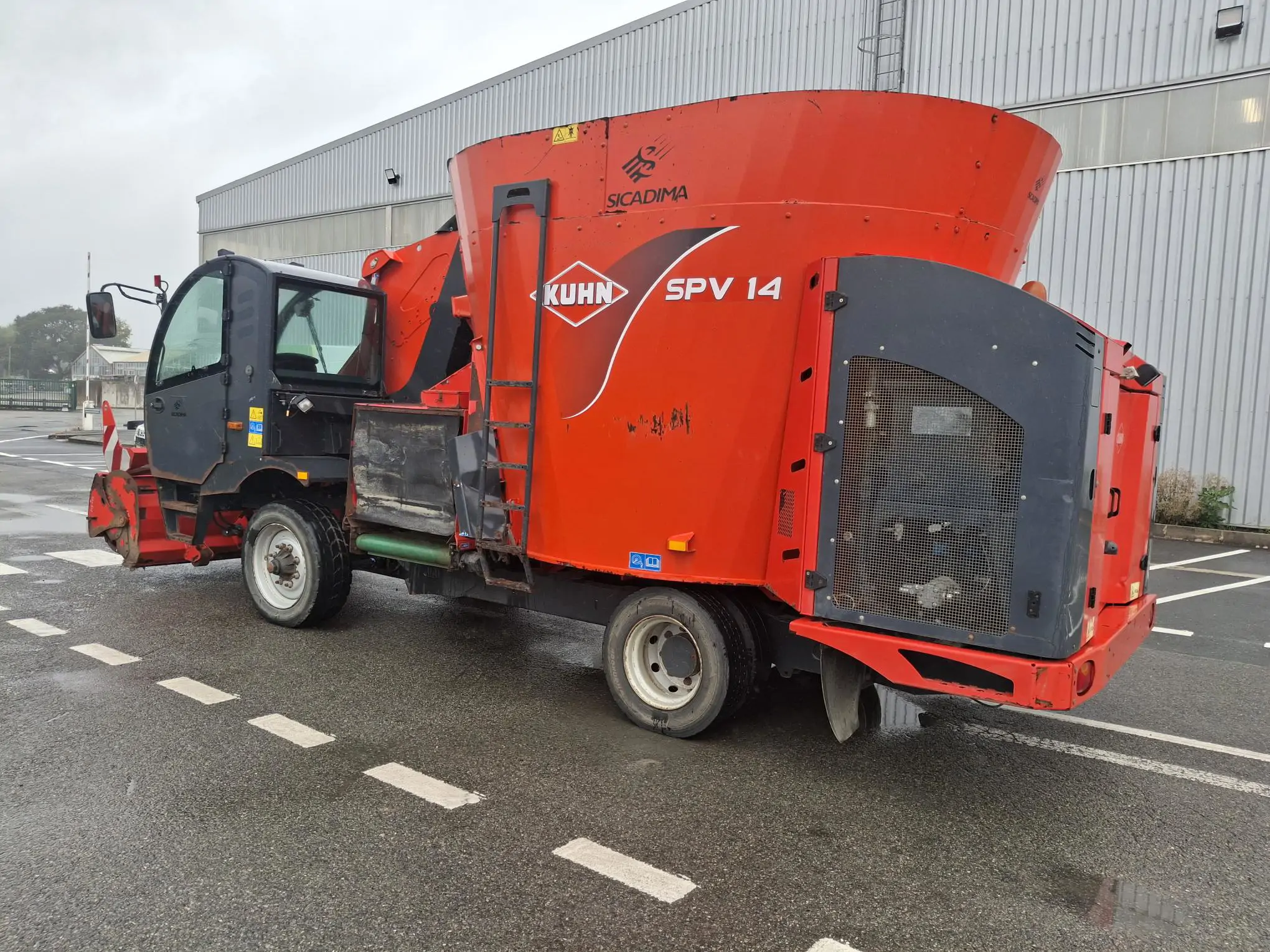 Image KUHN MELANGEUSE AUTO KUHN SPV 14