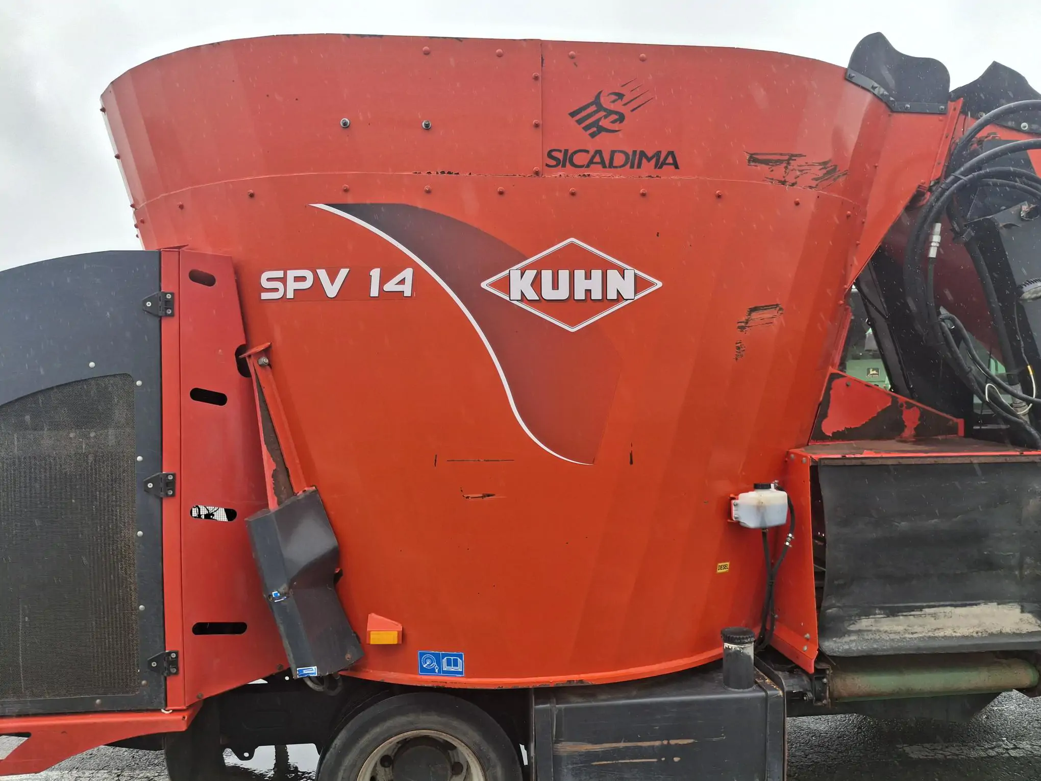 Image KUHN MELANGEUSE AUTO KUHN SPV 14