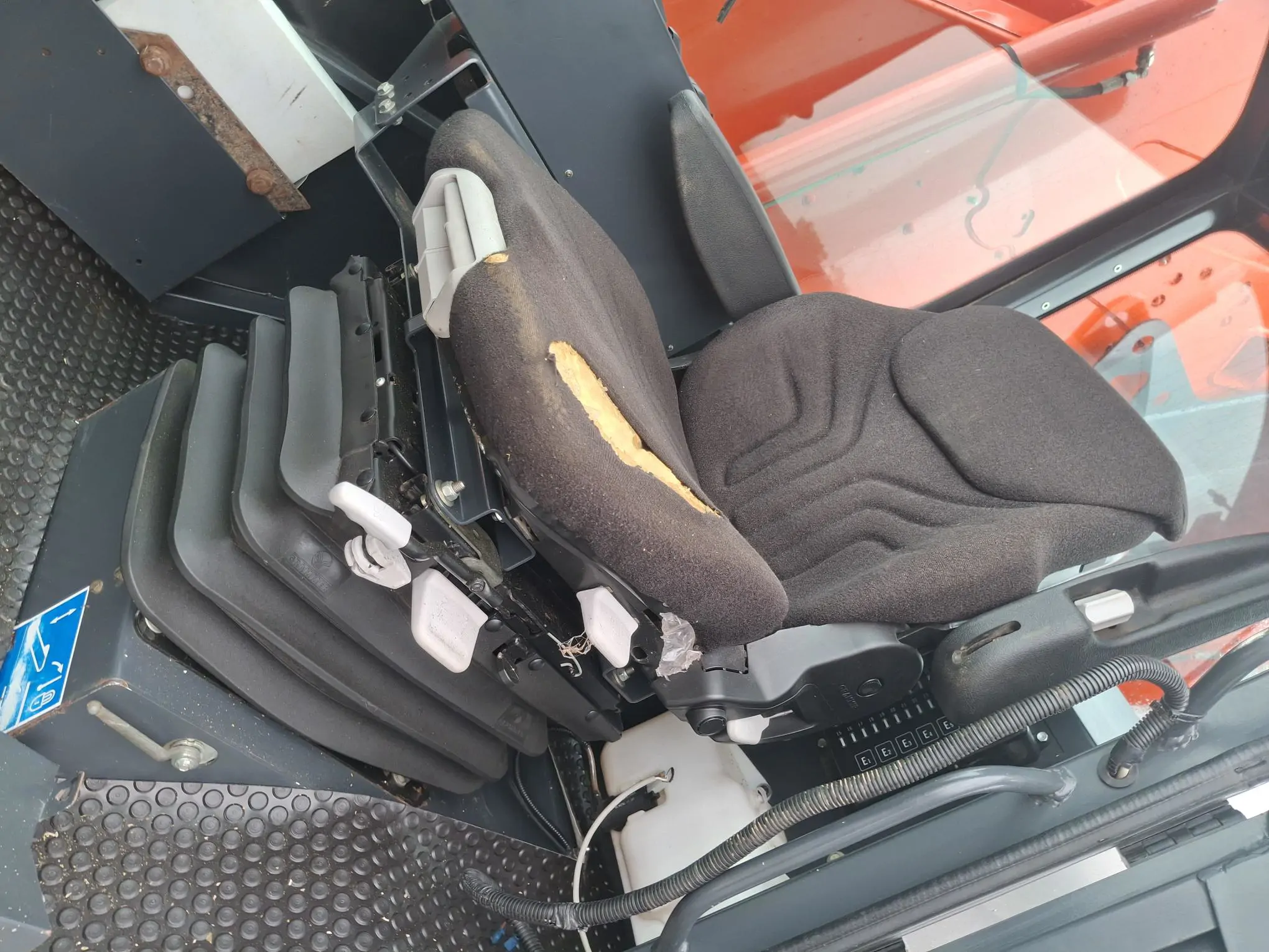 Image KUHN MELANGEUSE AUTO KUHN SPV 14