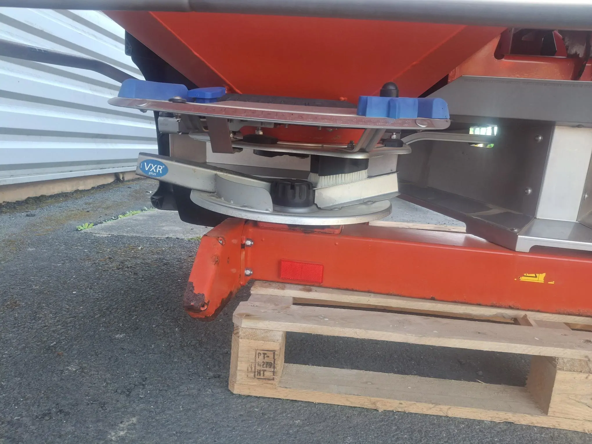 Image KUHN DISTRI ENGRAIS KUHN AXIS 20.1