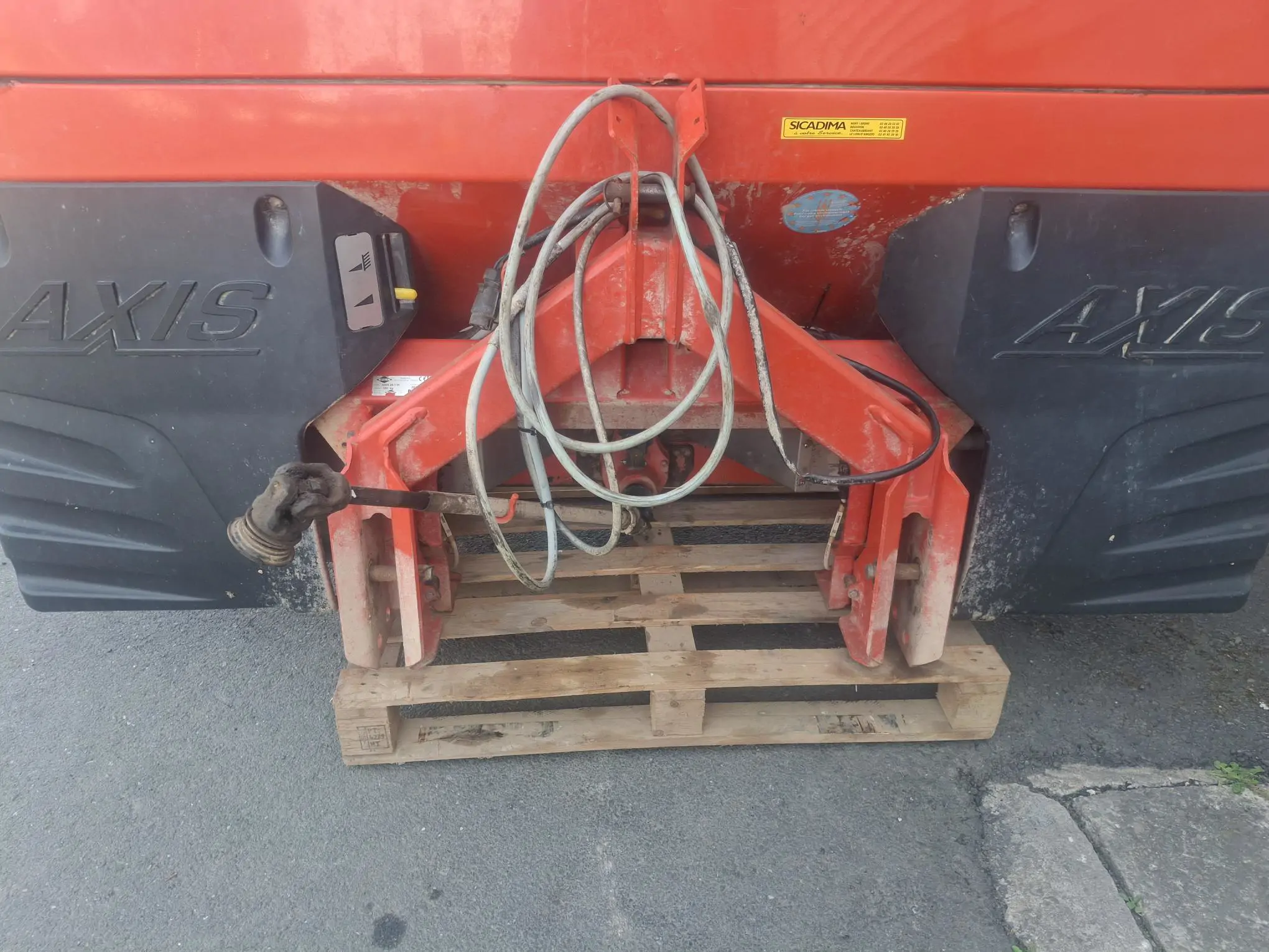 Image KUHN DISTRI ENGRAIS KUHN AXIS 20.1