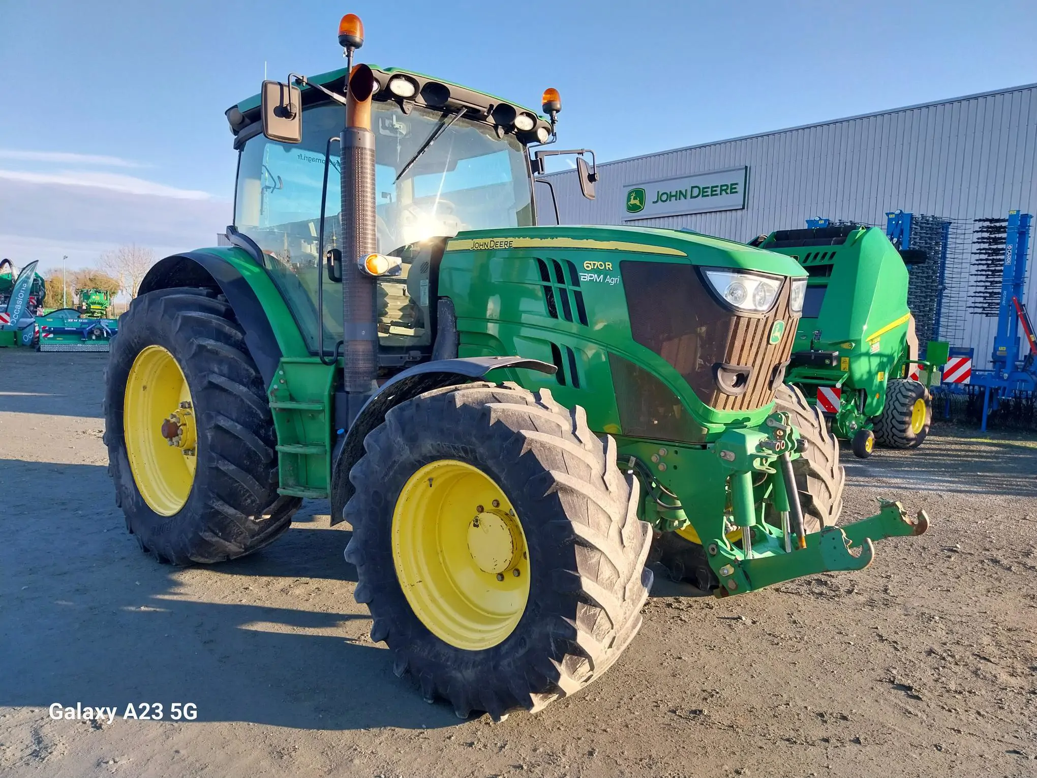 Photo JOHN DEERE 6170R
