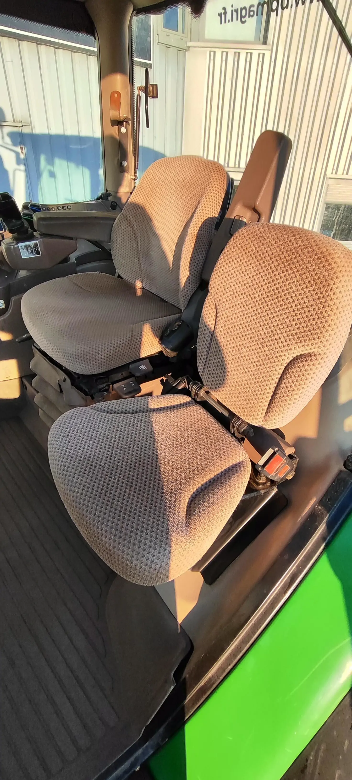 Image JOHN DEERE 6170R