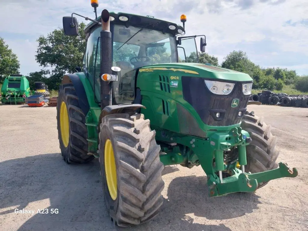 Image JOHN DEERE 6140R