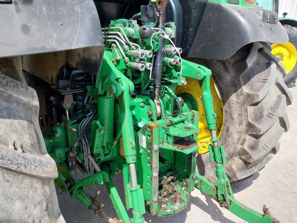 Image JOHN DEERE 6140R