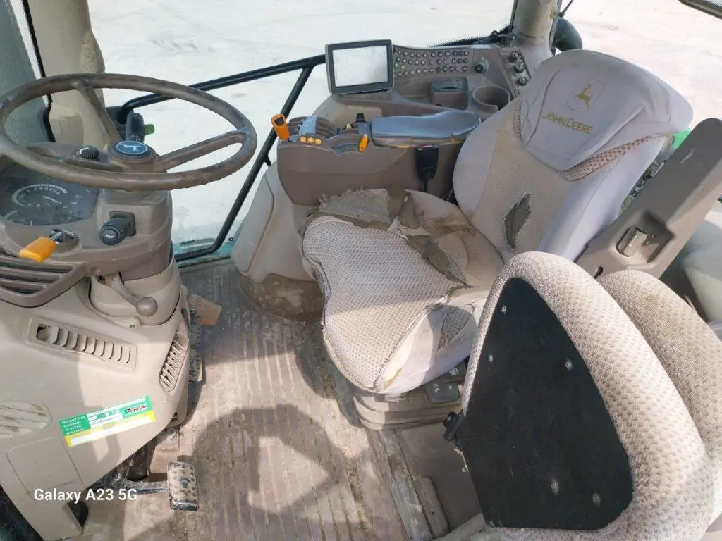 Image JOHN DEERE 6140R