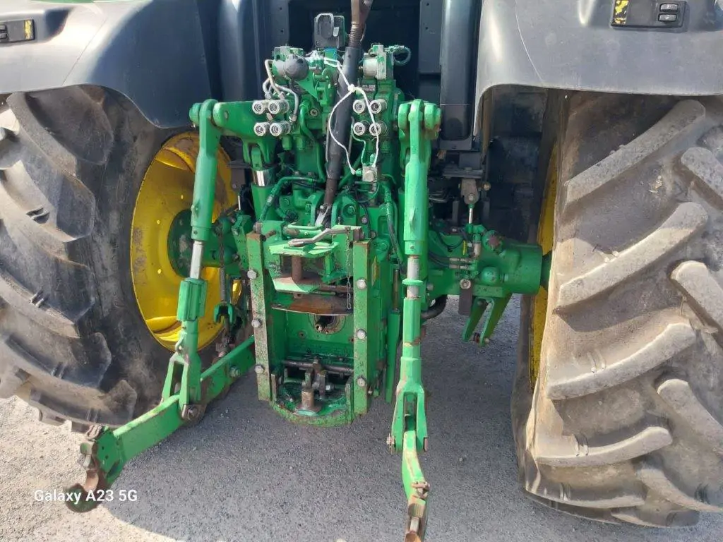 Image JOHN DEERE 6140R